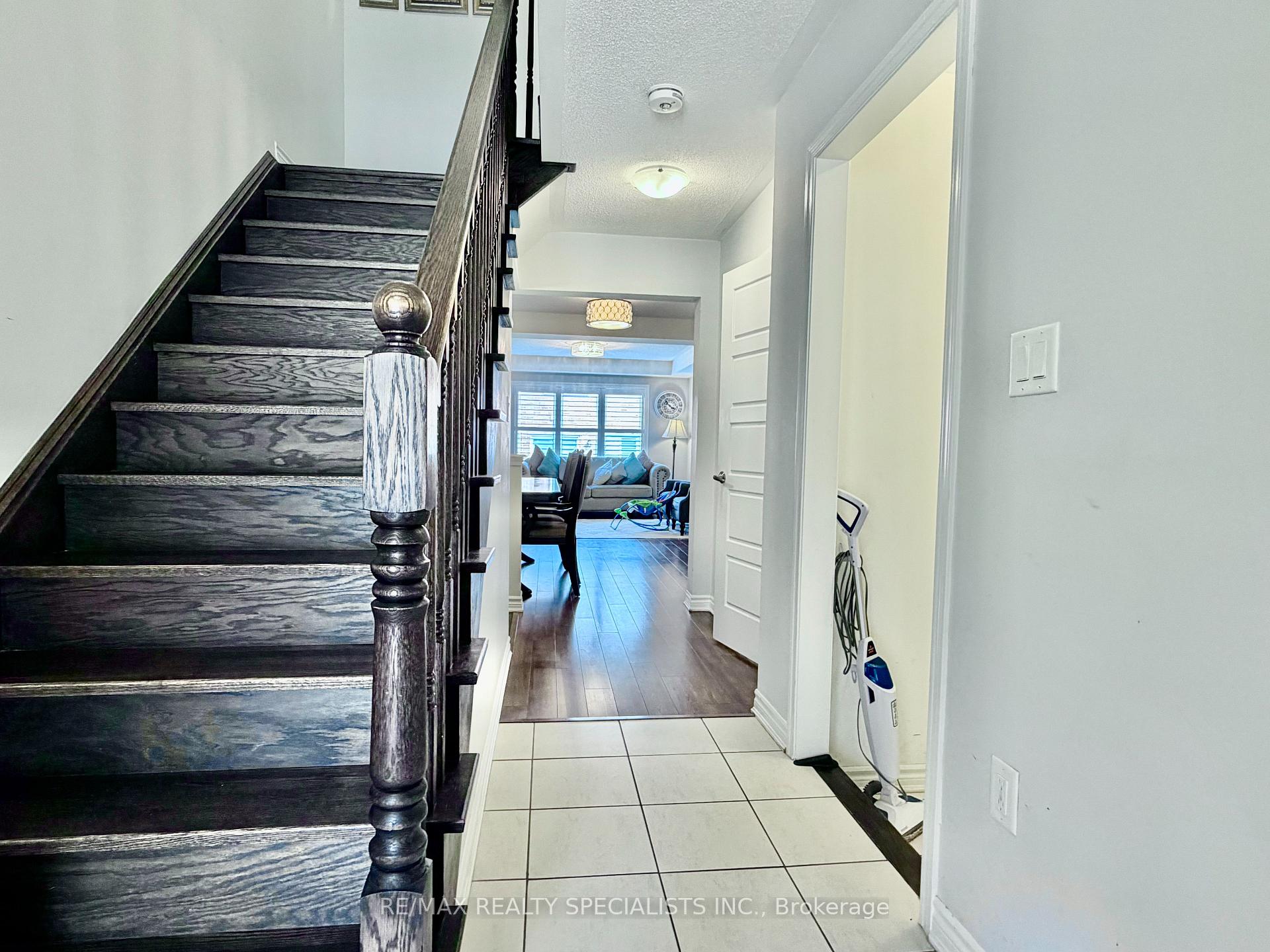 Photo 5 of 298 Beasley Terrace, Milton, Ford — HOMEH
