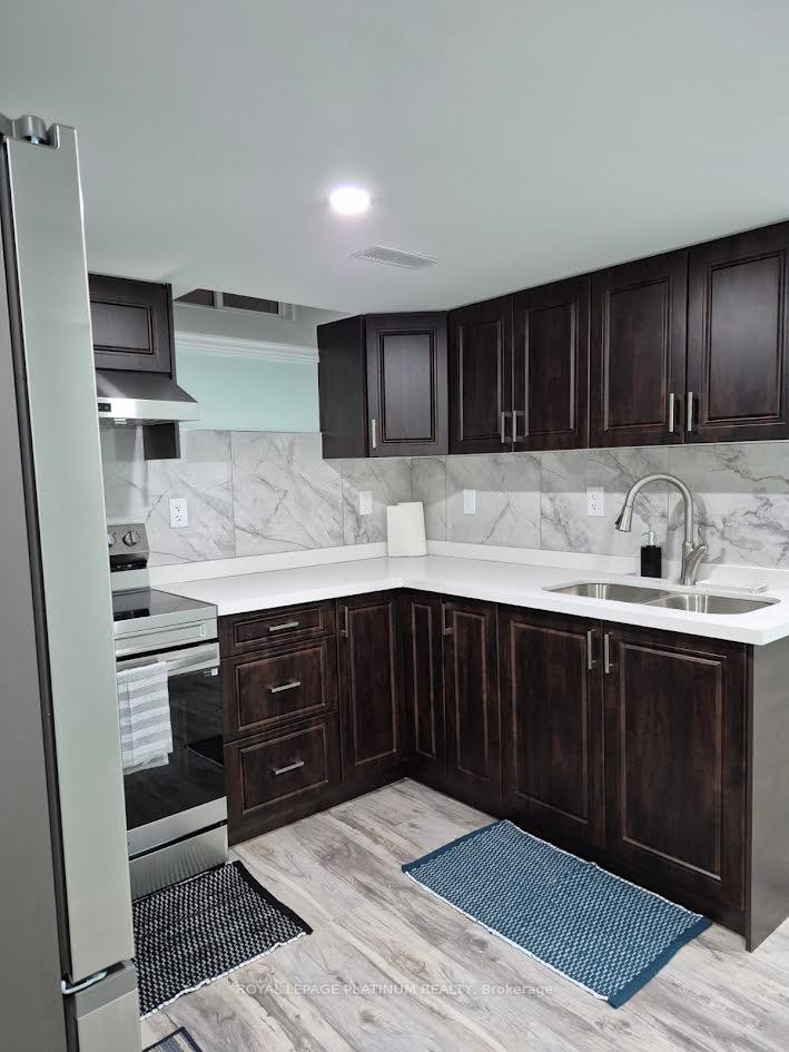 Photo 2 of 86 Villadowns Trail, Brampton, Sandringham-Wellington North — HOMEH
