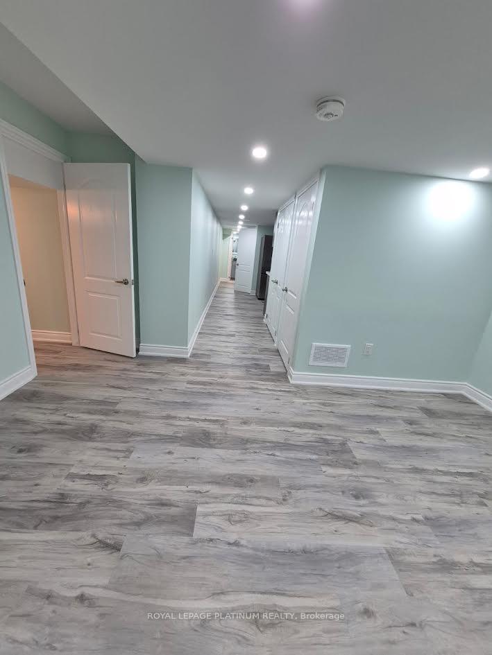 Photo 5 of 86 Villadowns Trail, Brampton, Sandringham-Wellington North — HOMEH
