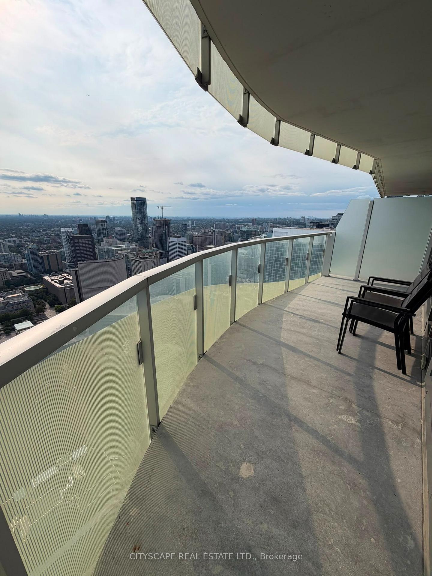 Photo 13 of Unit 4909, 197 Yonge Street, Toronto, Church-Yonge Corridor — HOMEH