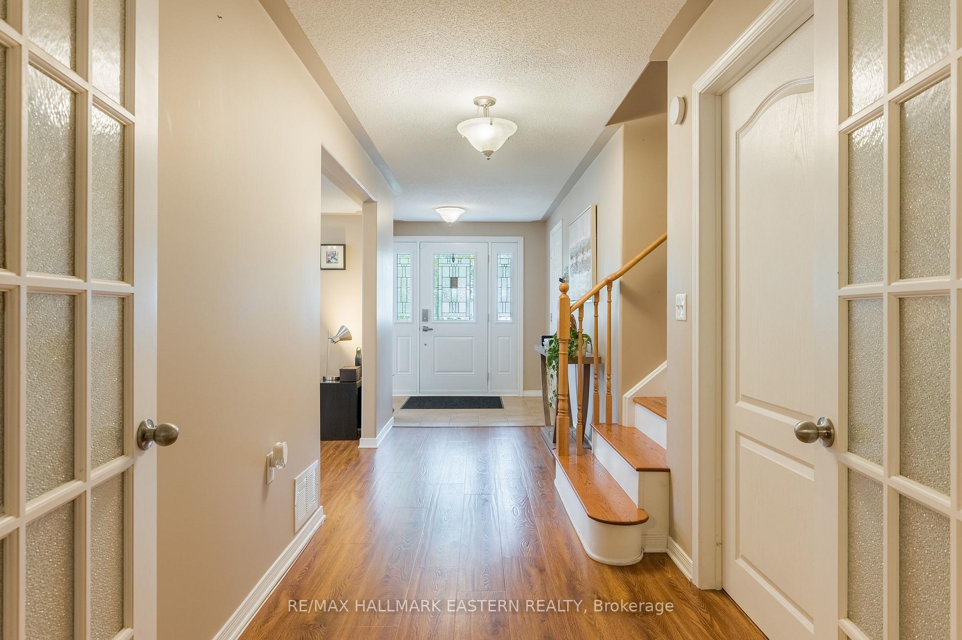 Photo 4 of 58 Parcells Crescent, Peterborough, Otonabee Ward 1 — HOMEH