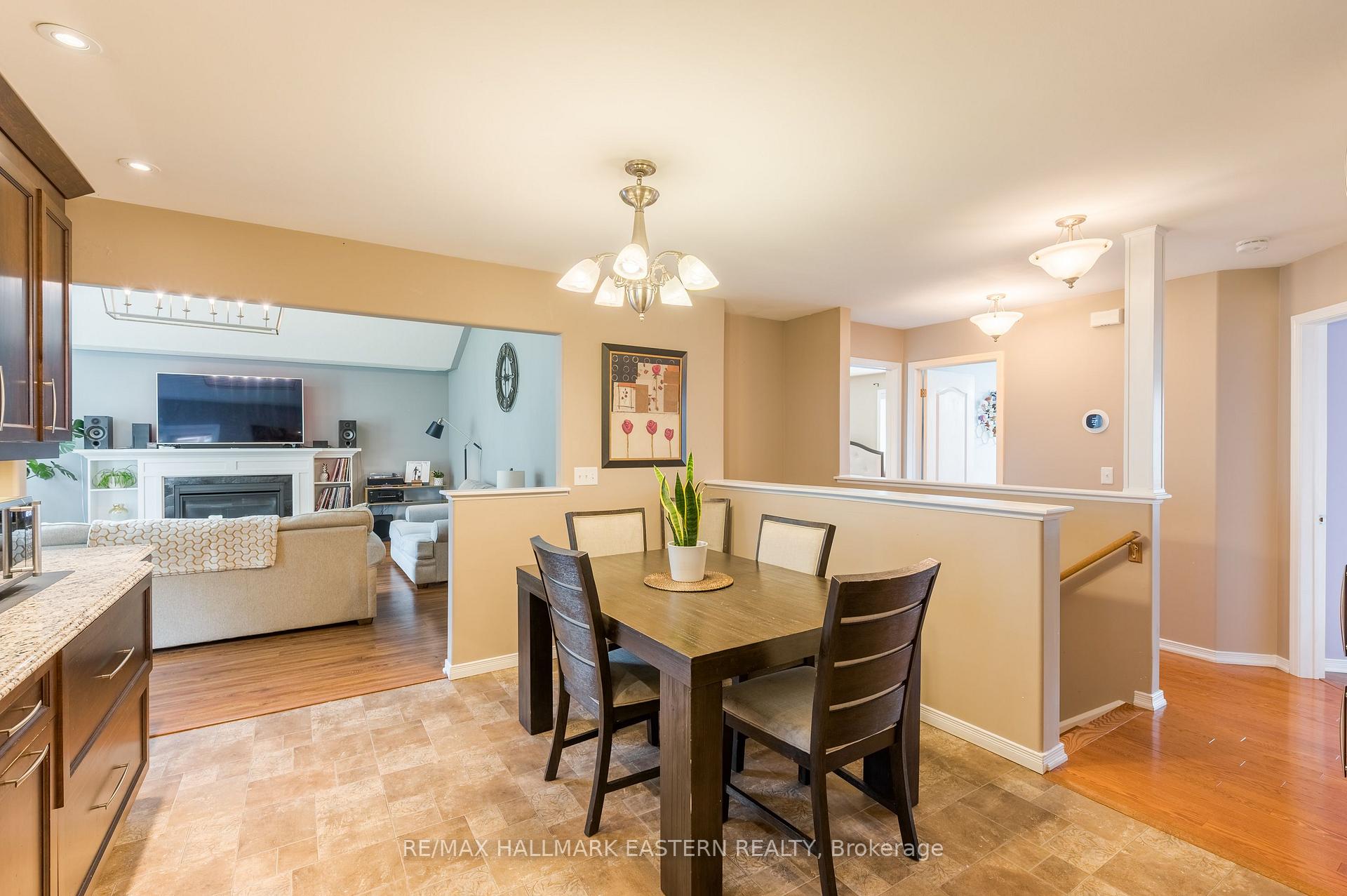 Photo 13 of 58 Parcells Crescent, Peterborough, Otonabee Ward 1 — HOMEH