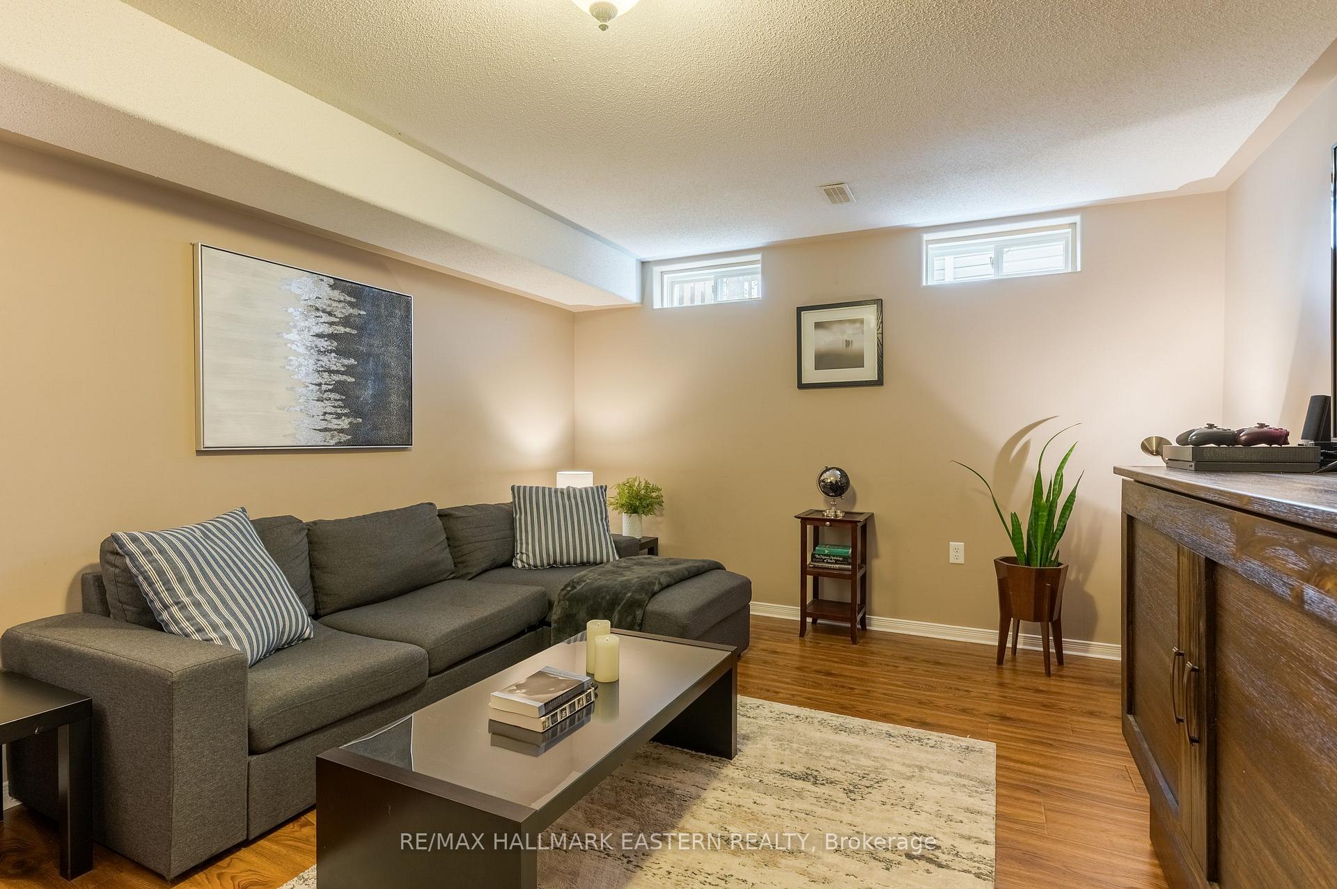 Photo 30 of 58 Parcells Crescent, Peterborough, Otonabee Ward 1 — HOMEH