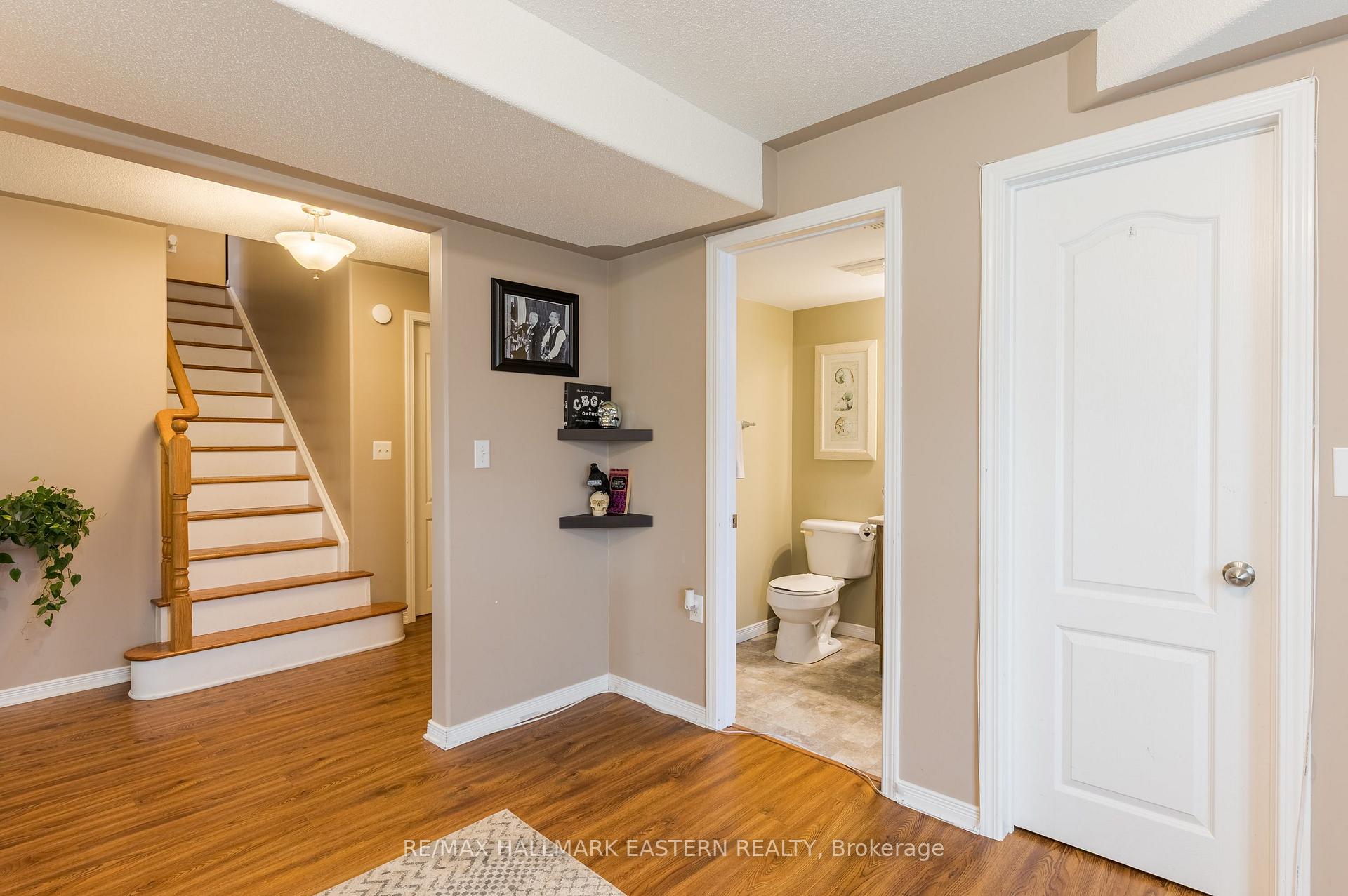 Photo 34 of 58 Parcells Crescent, Peterborough, Otonabee Ward 1 — HOMEH