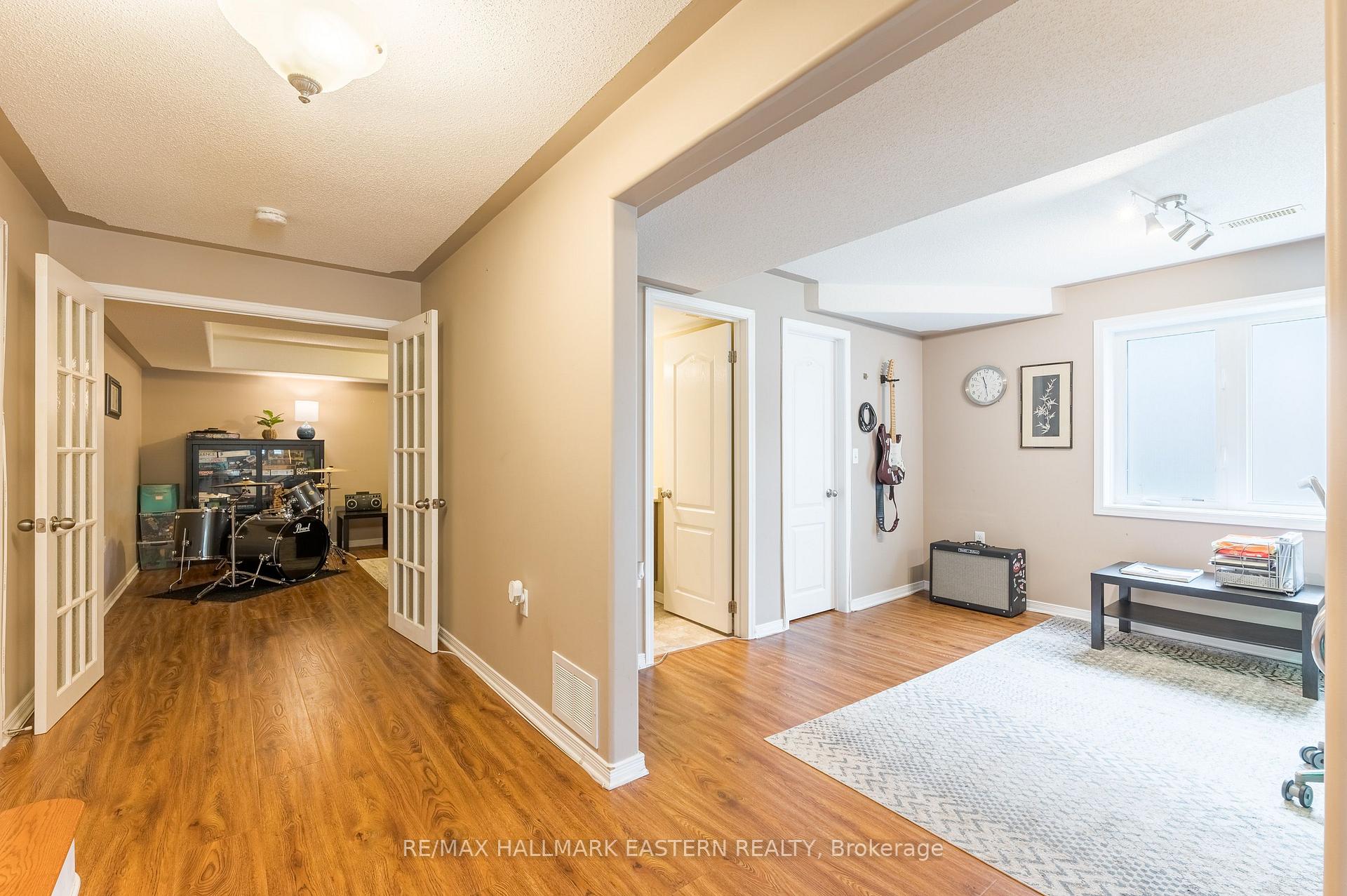Photo 35 of 58 Parcells Crescent, Peterborough, Otonabee Ward 1 — HOMEH
