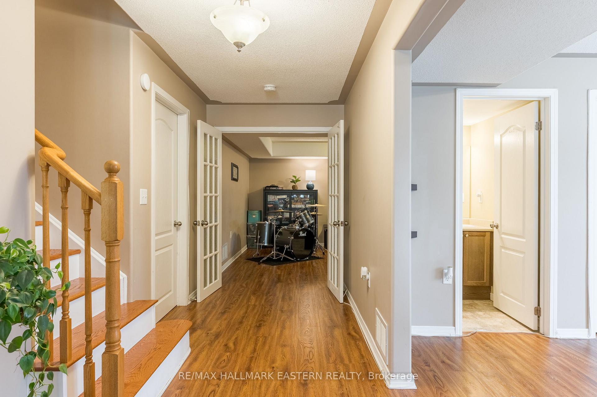Photo 38 of 58 Parcells Crescent, Peterborough, Otonabee Ward 1 — HOMEH