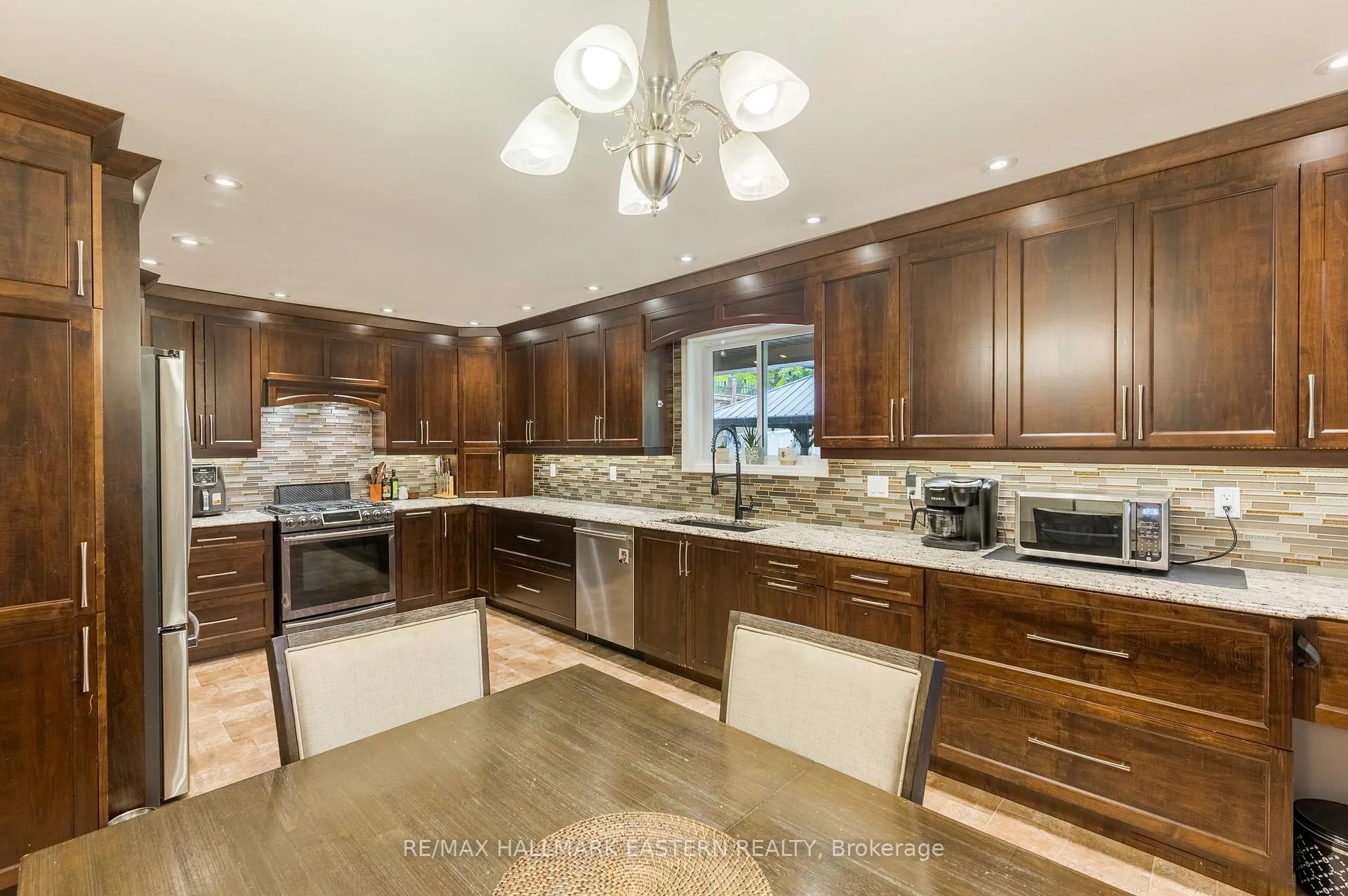Photo 9 of 58 Parcells Crescent, Peterborough, Otonabee Ward 1 — HOMEH