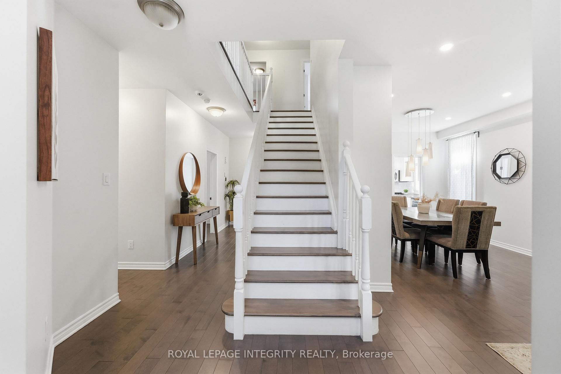 Photo 5 of 541 Bryce Place, Ottawa, Stittsville (North) — HOMEH