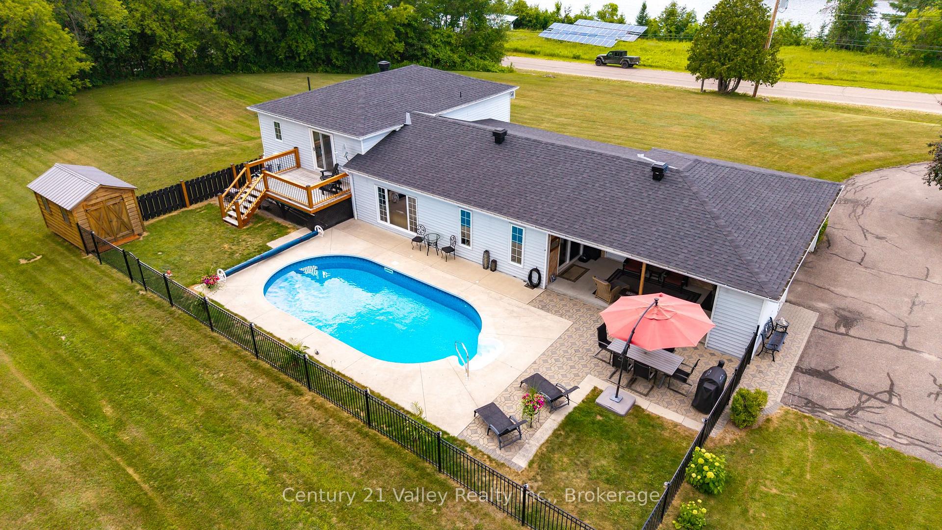 Photo 4 of 406 Water Street, Bonnechere Valley, Eganville/Bonnechere Twp — HOMEH