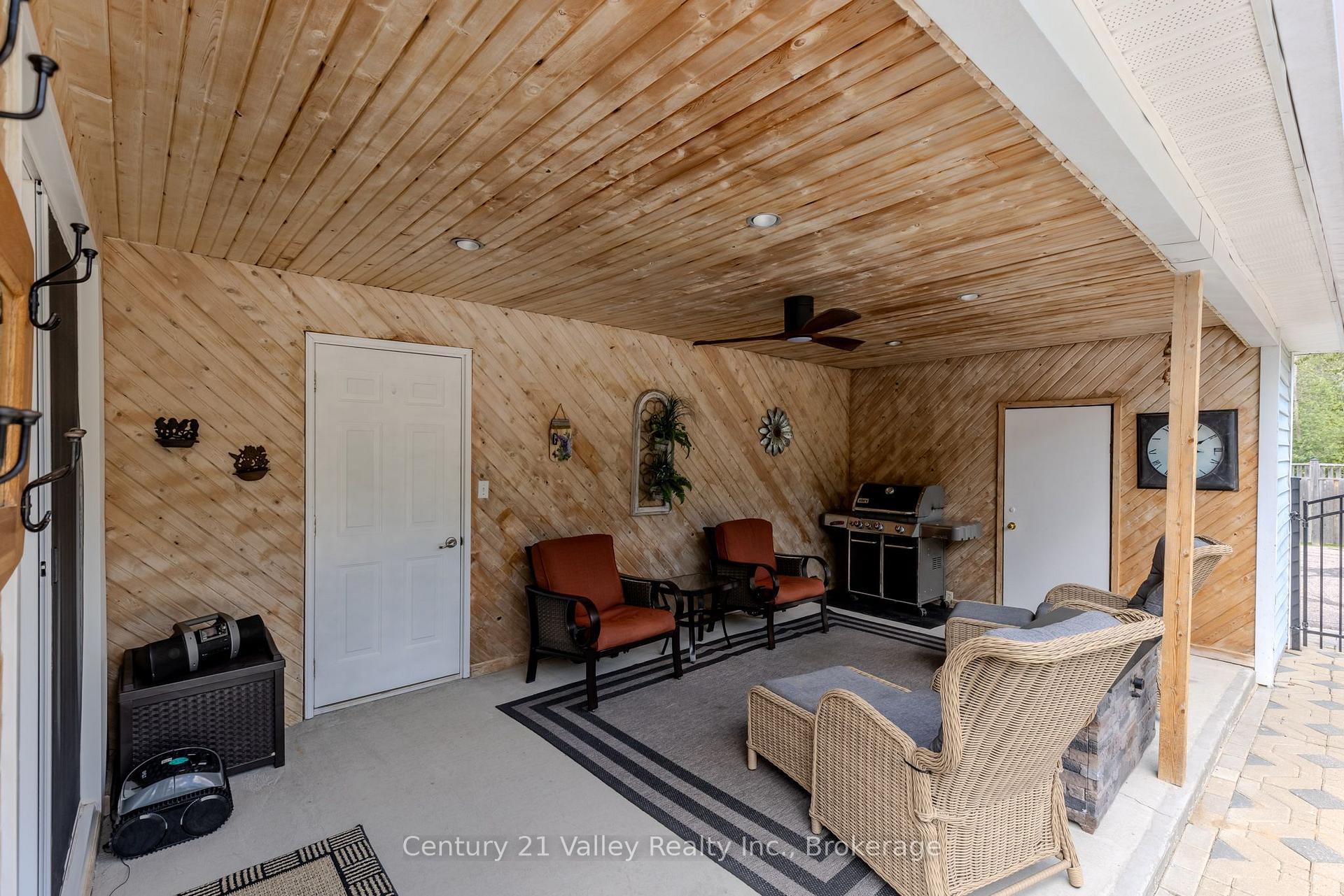 Photo 7 of 406 Water Street, Bonnechere Valley, Eganville/Bonnechere Twp — HOMEH