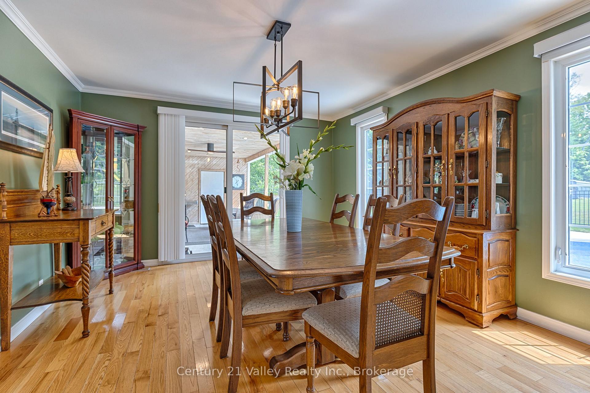 Photo 17 of 406 Water Street, Bonnechere Valley, Eganville/Bonnechere Twp — HOMEH