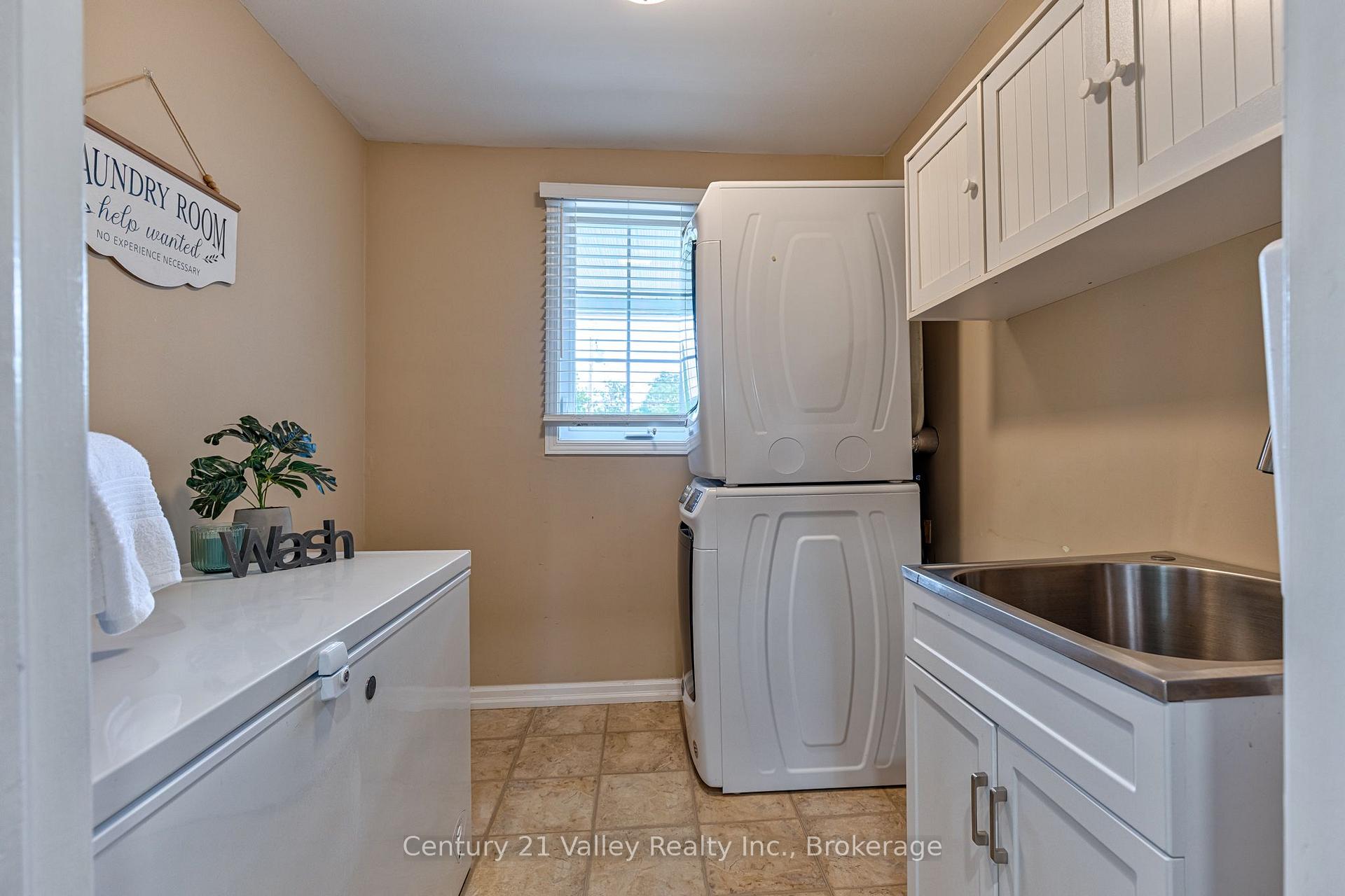 Photo 26 of 406 Water Street, Bonnechere Valley, Eganville/Bonnechere Twp — HOMEH