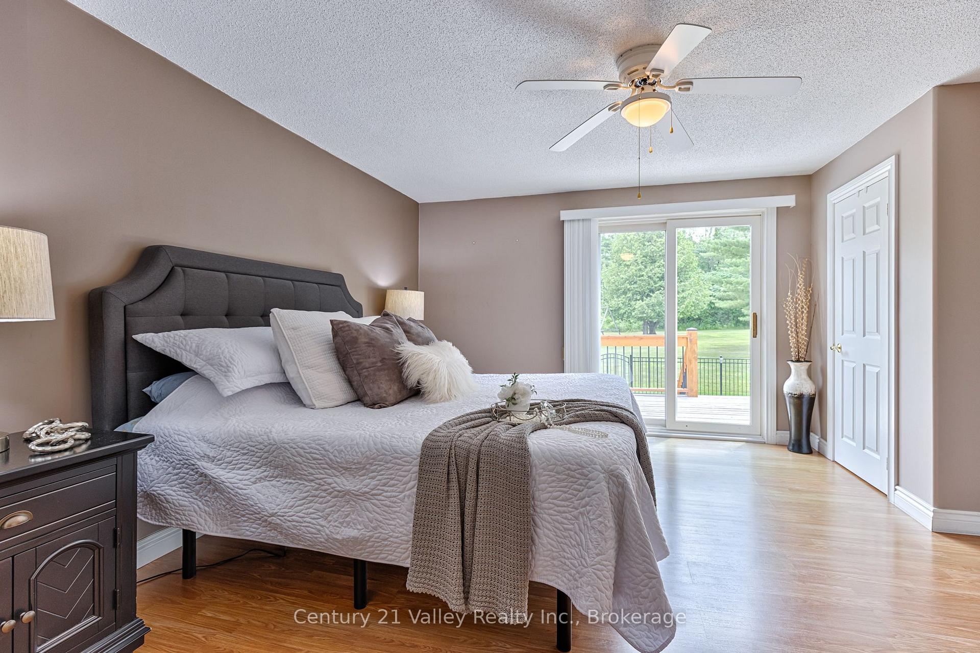 Photo 36 of 406 Water Street, Bonnechere Valley, Eganville/Bonnechere Twp — HOMEH
