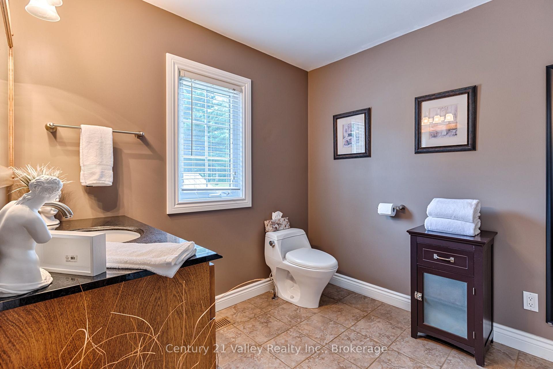 Photo 41 of 406 Water Street, Bonnechere Valley, Eganville/Bonnechere Twp — HOMEH