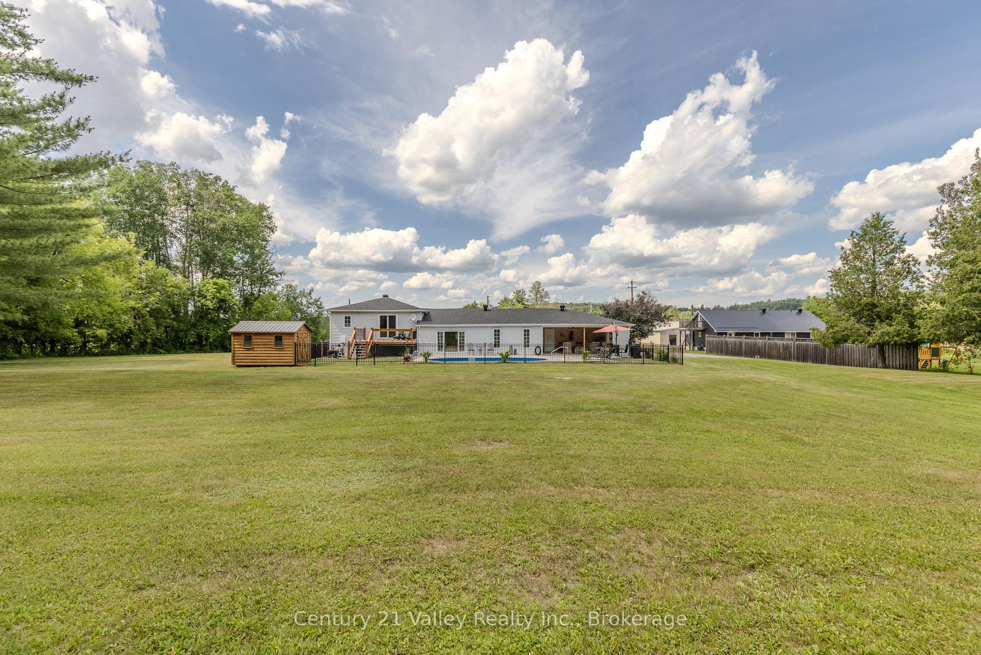 Photo 47 of 406 Water Street, Bonnechere Valley, Eganville/Bonnechere Twp — HOMEH
