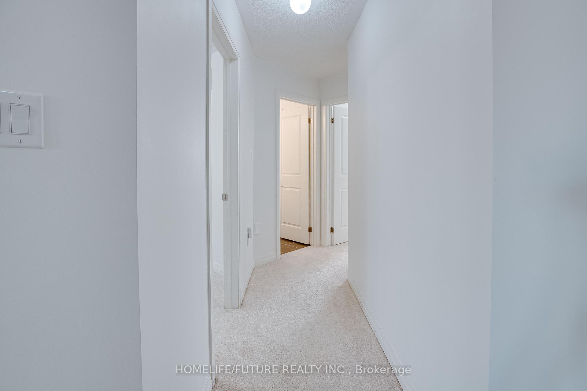 Photo 20 of 47 Clipper Lane, Clarington, Bowmanville — HOMEH