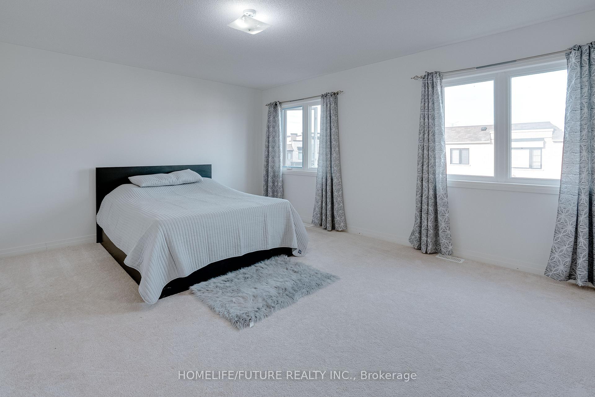 Photo 26 of 47 Clipper Lane, Clarington, Bowmanville — HOMEH