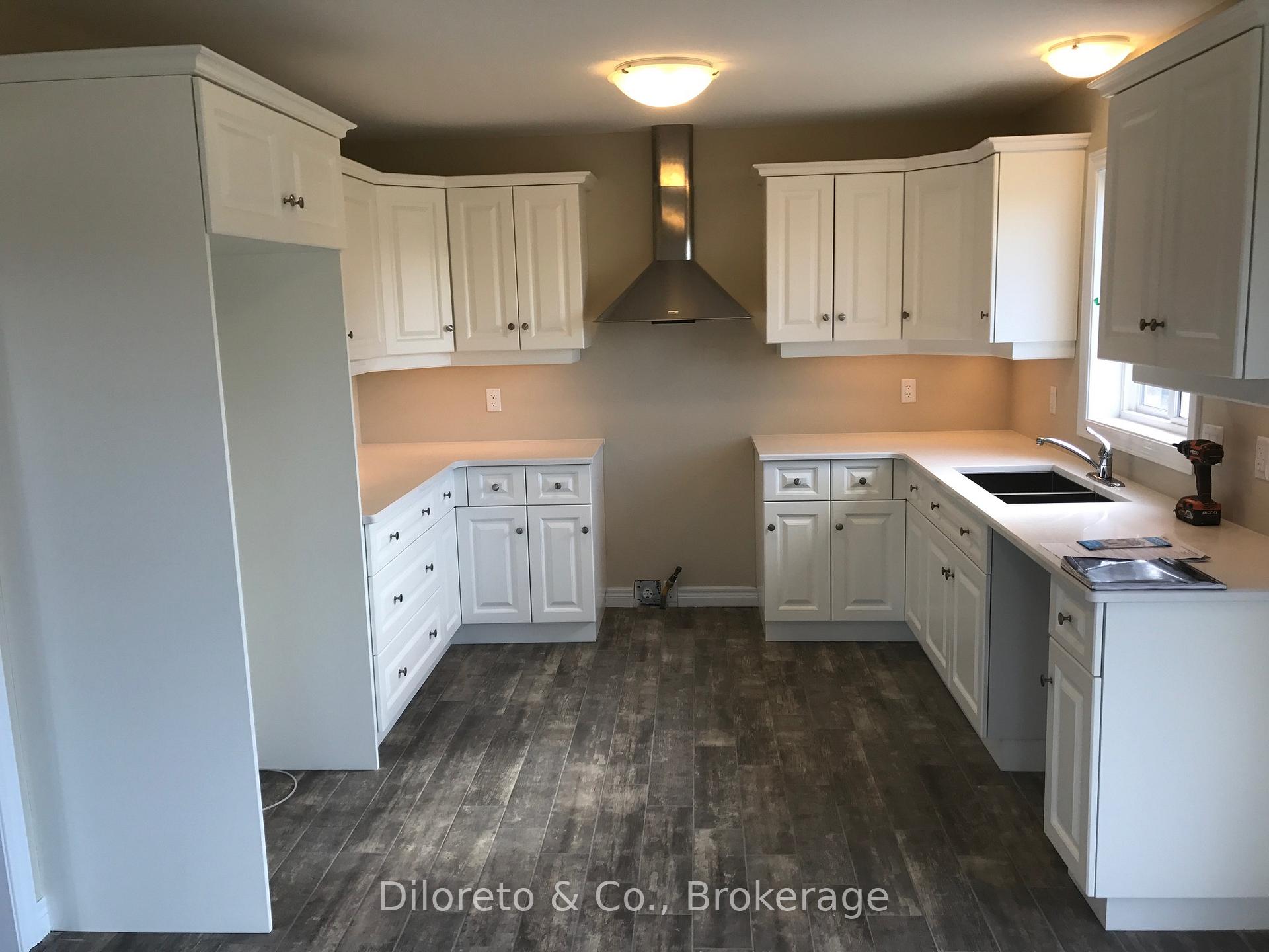 Photo 6 of 38 Mccann Street, Guelph, Kortright East — HOMEH