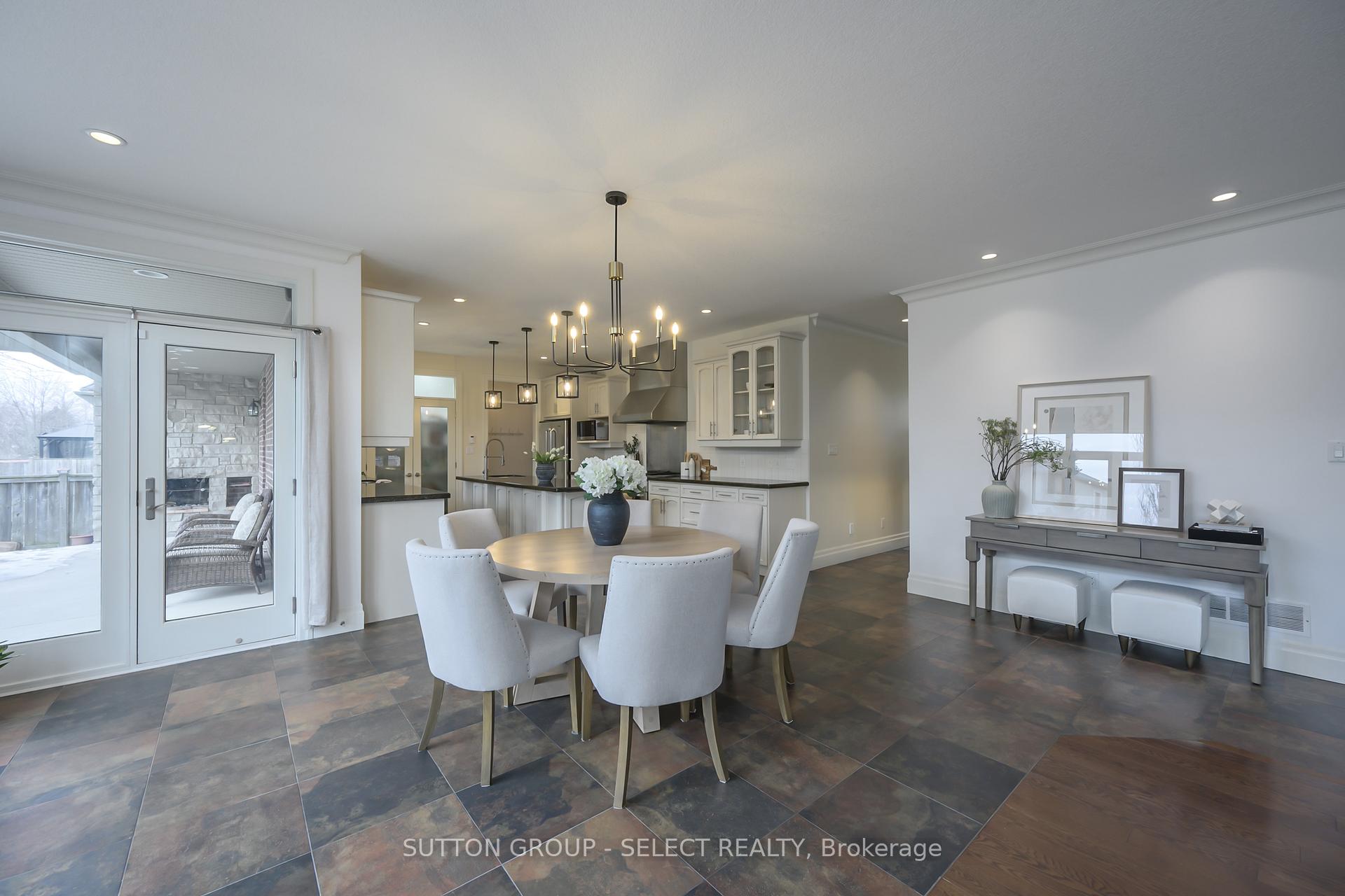 Photo 16 of 1615 Wickerson Gate, London, South K — HOMEH