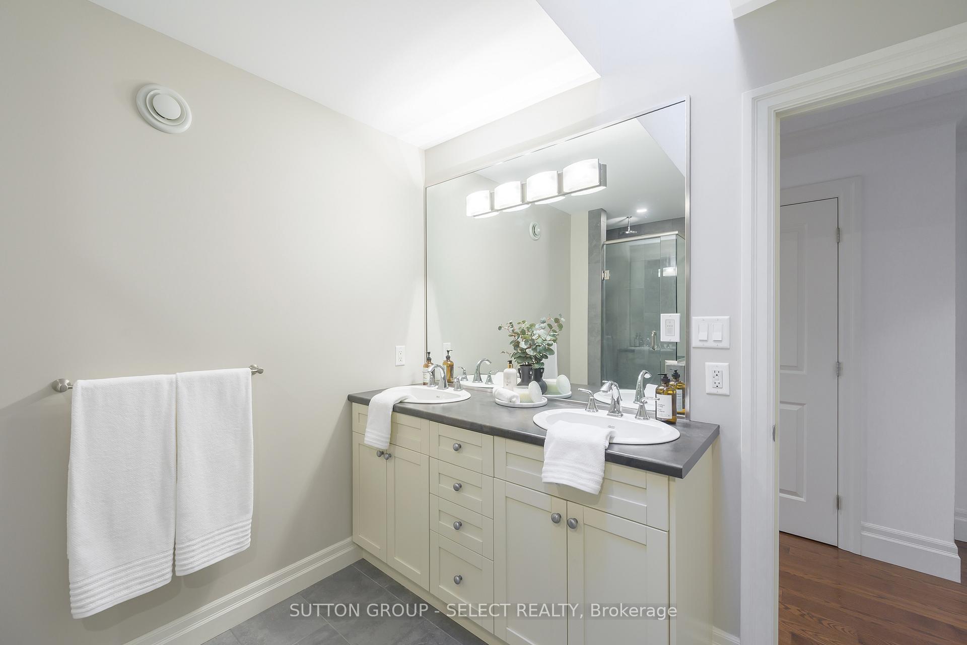 Photo 31 of 1615 Wickerson Gate, London, South K — HOMEH
