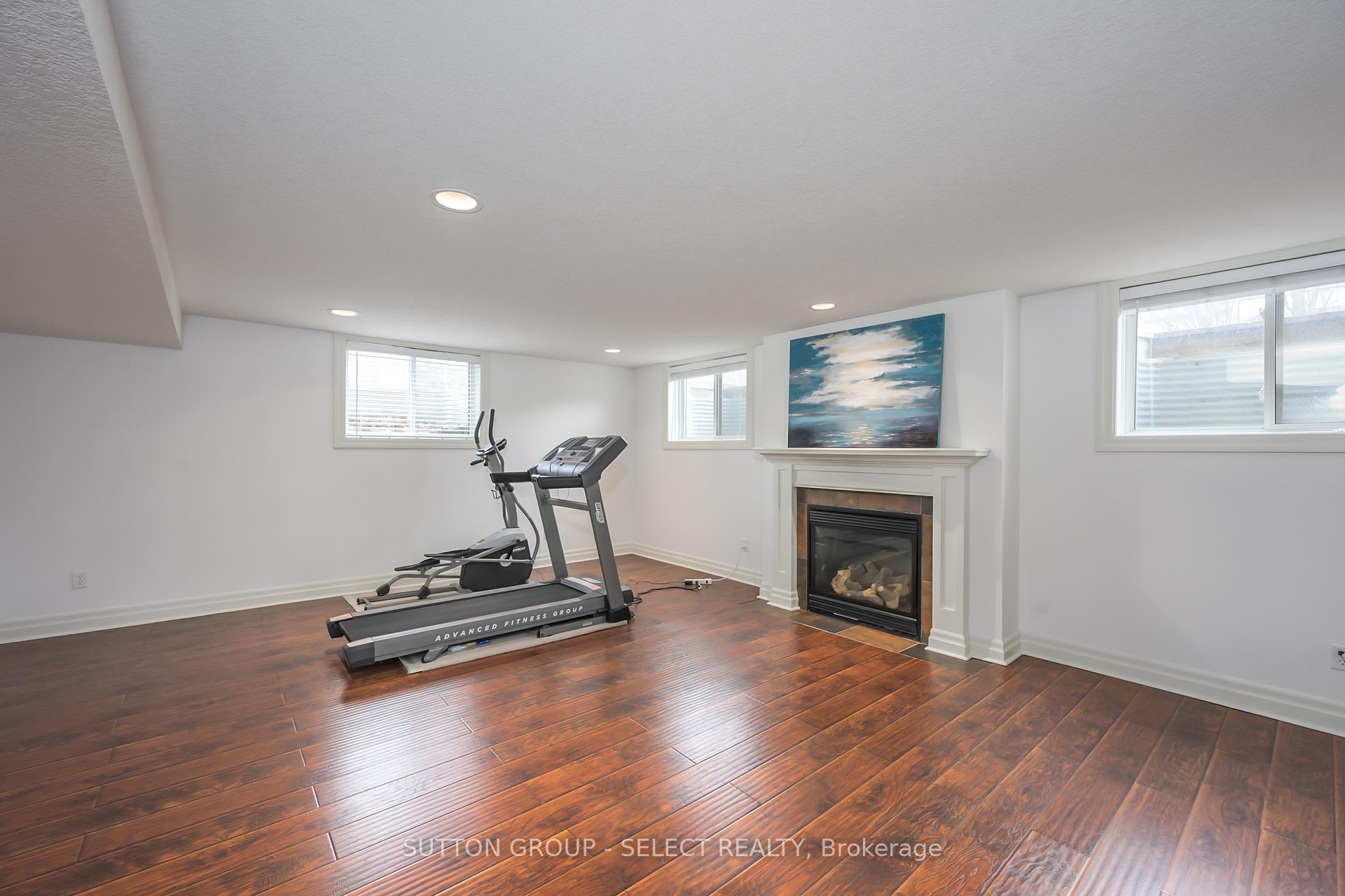 Photo 47 of 1615 Wickerson Gate, London, South K — HOMEH