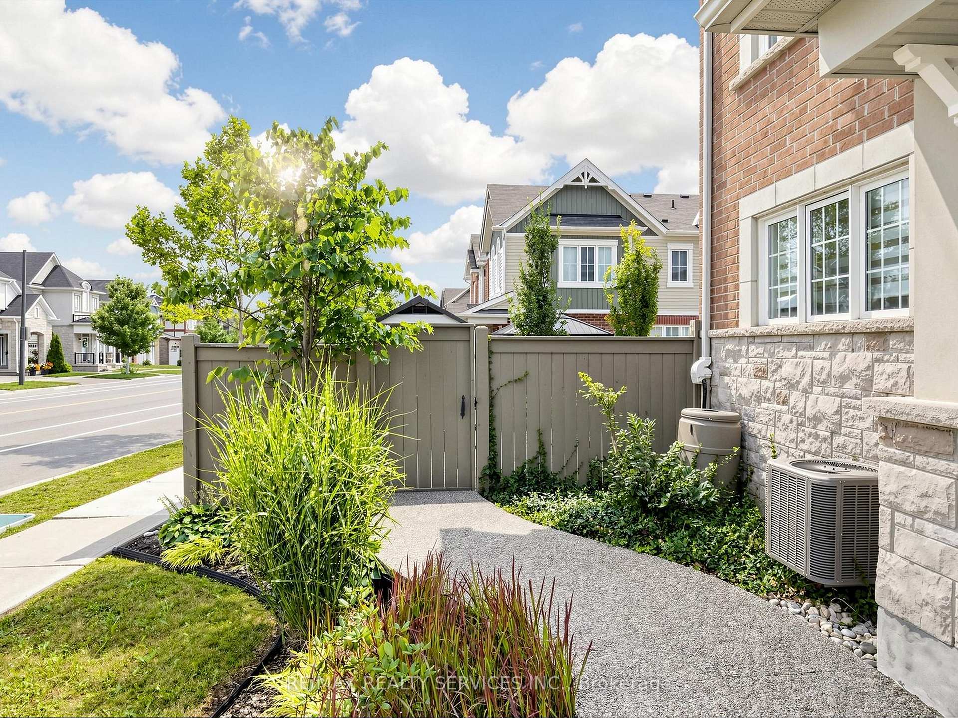 Photo 5 of 314 Beasley Terrace, Milton, Ford — HOMEH
