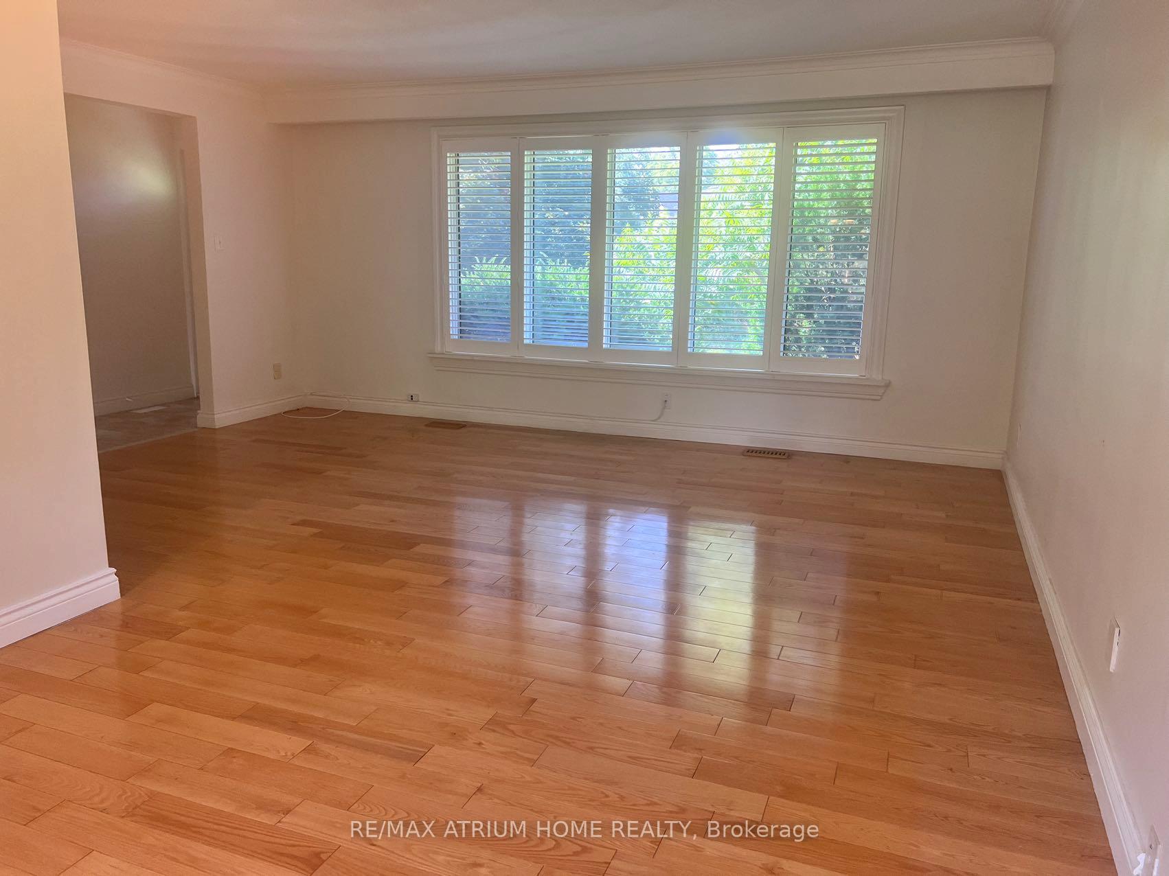 Photo 6 of 23 River Bend Road, Markham, Village Green-South Unionville — HOMEH