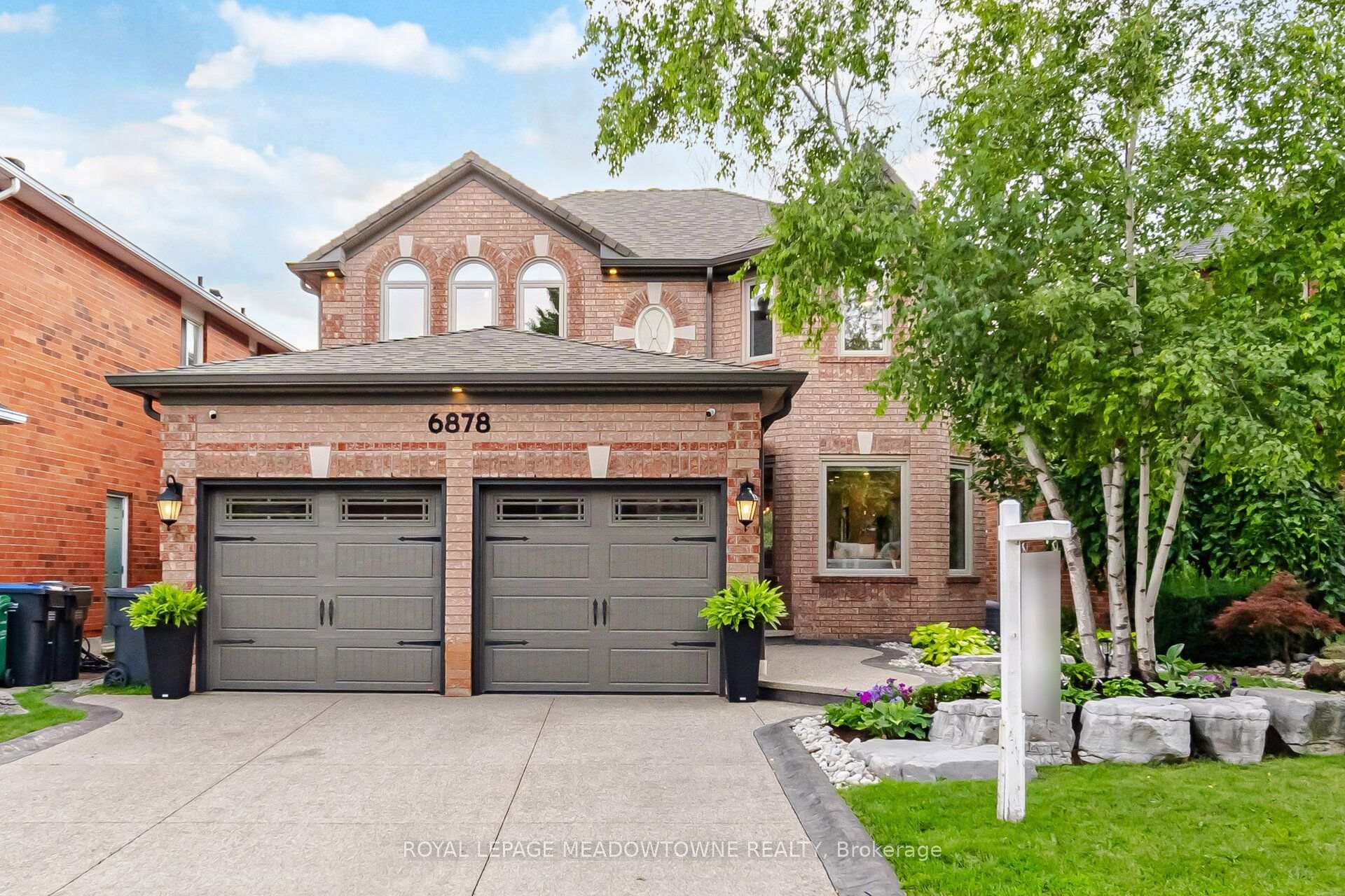 Photo 1 of 6878 Summer Heights Drive, Mississauga, Lisgar — HOMEH