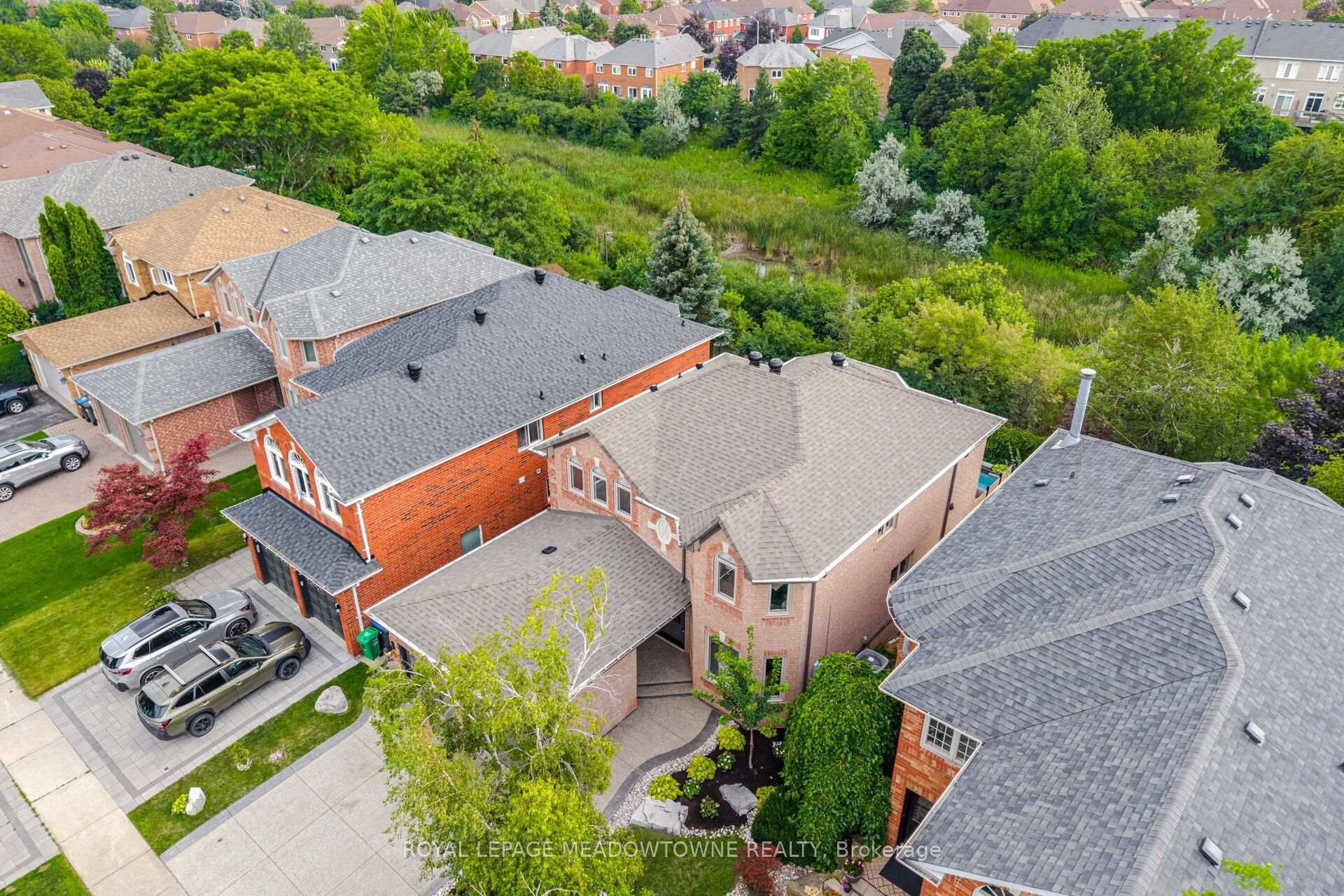 Photo 2 of 6878 Summer Heights Drive, Mississauga, Lisgar — HOMEH