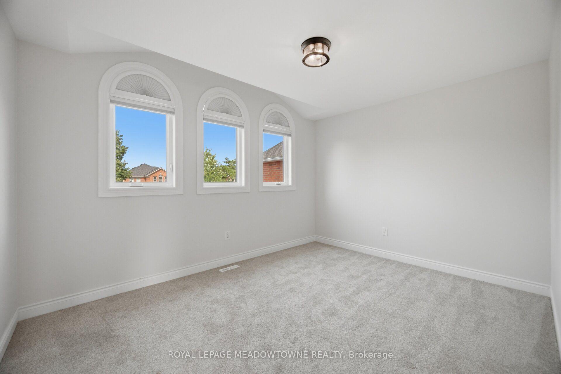 Photo 24 of 6878 Summer Heights Drive, Mississauga, Lisgar — HOMEH