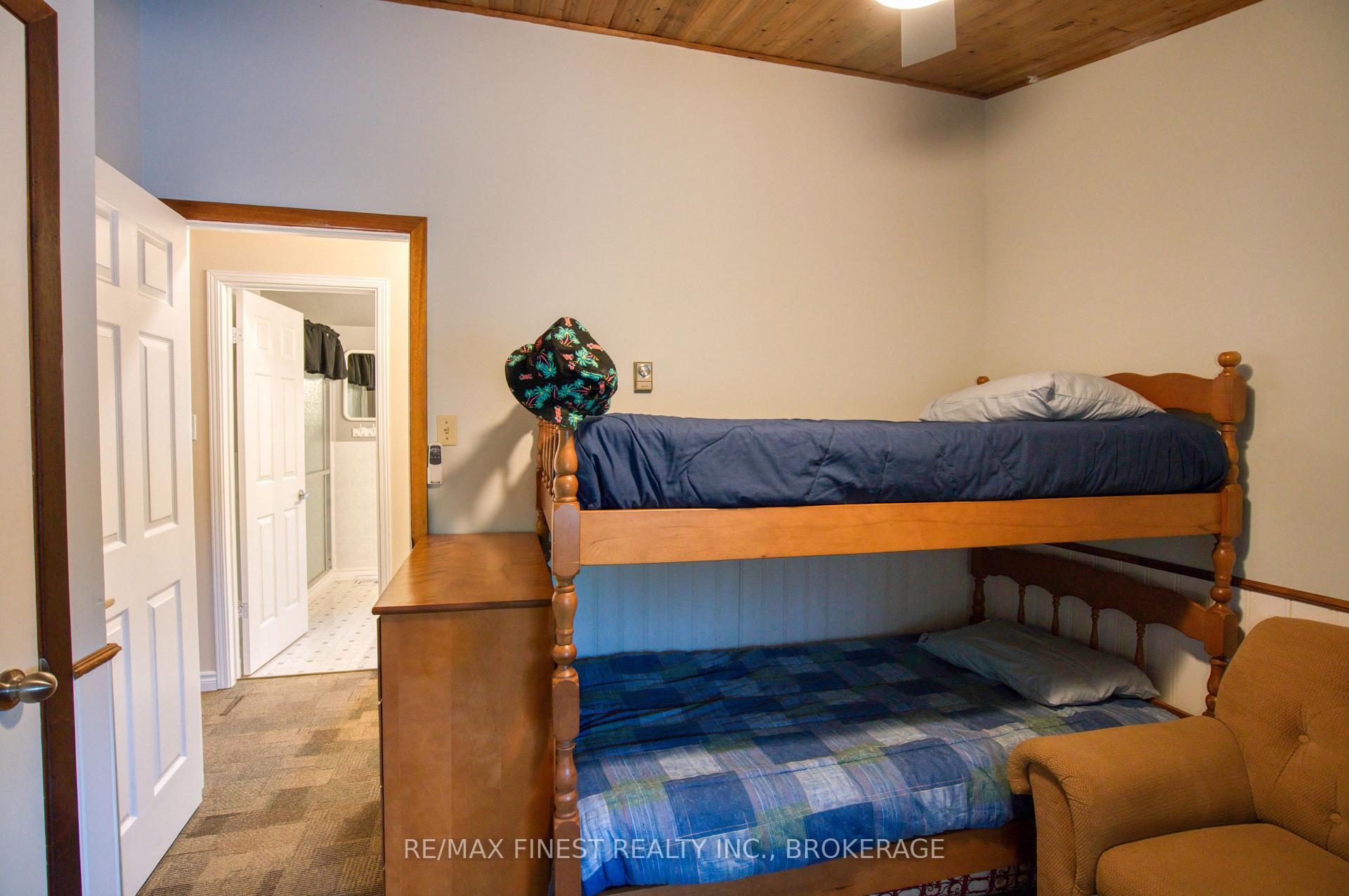 Photo 16 of 1046 Turner Way, Frontenac, Frontenac Centre — HOMEH