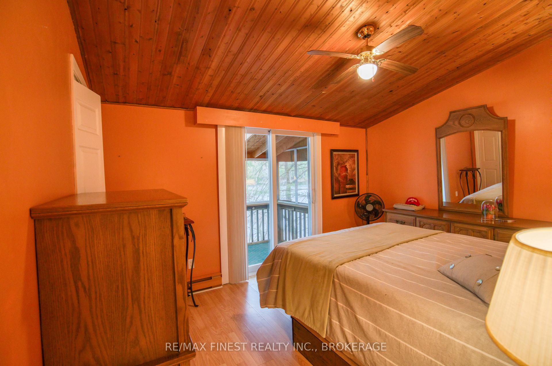 Photo 17 of 1046 Turner Way, Frontenac, Frontenac Centre — HOMEH