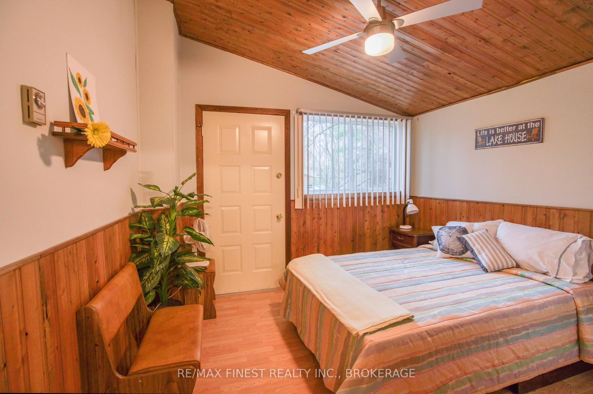 Photo 19 of 1046 Turner Way, Frontenac, Frontenac Centre — HOMEH