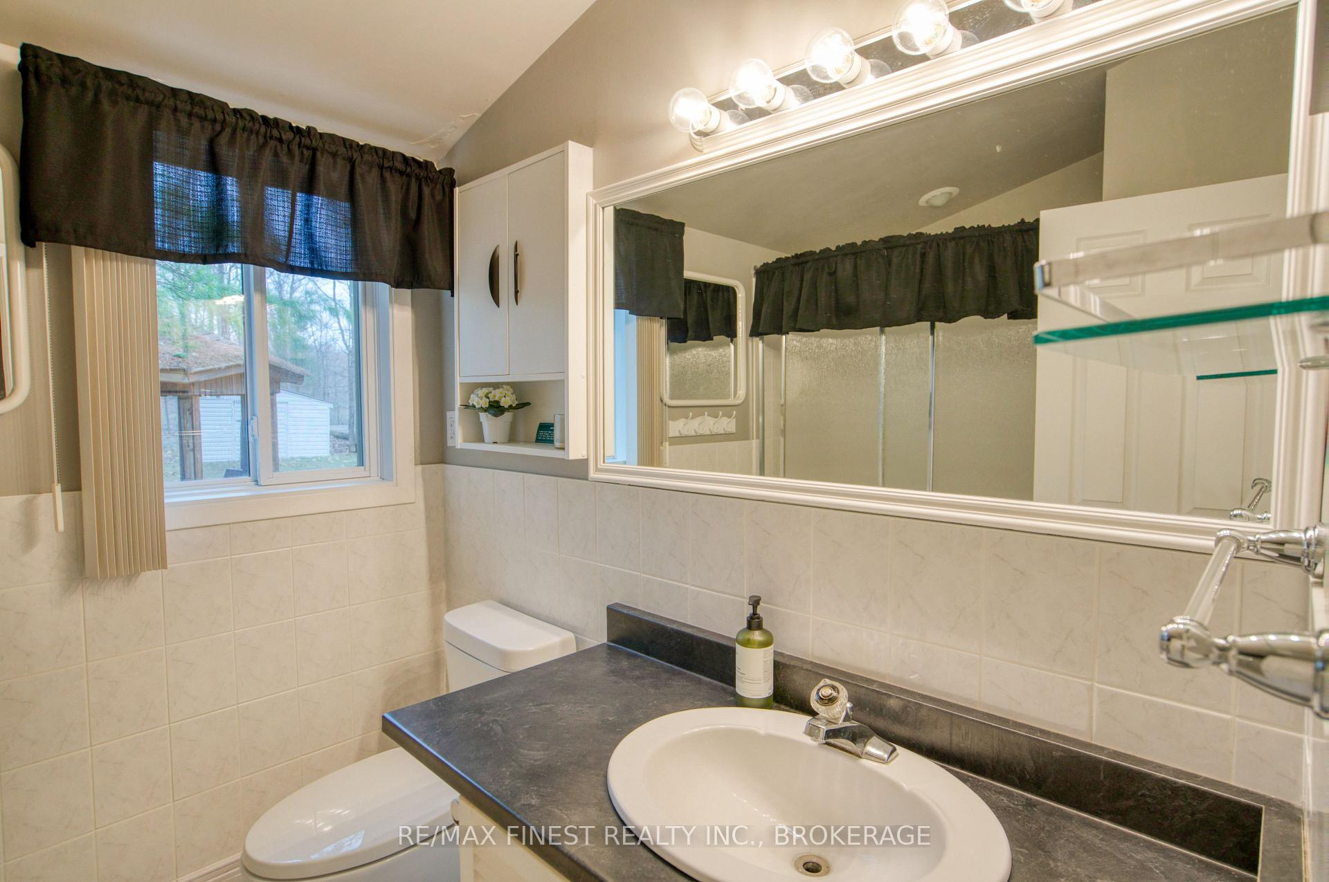 Photo 21 of 1046 Turner Way, Frontenac, Frontenac Centre — HOMEH