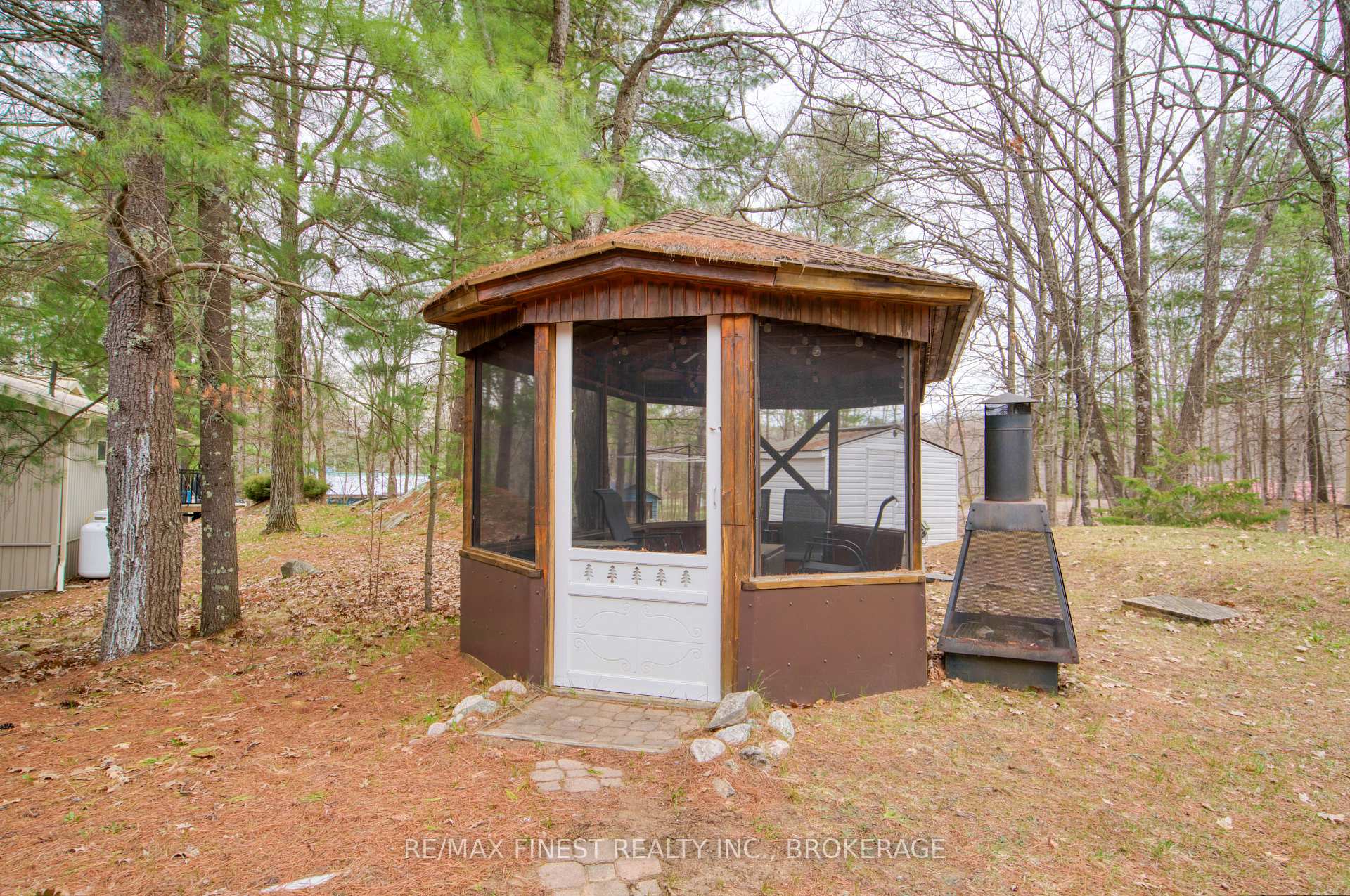 Photo 25 of 1046 Turner Way, Frontenac, Frontenac Centre — HOMEH