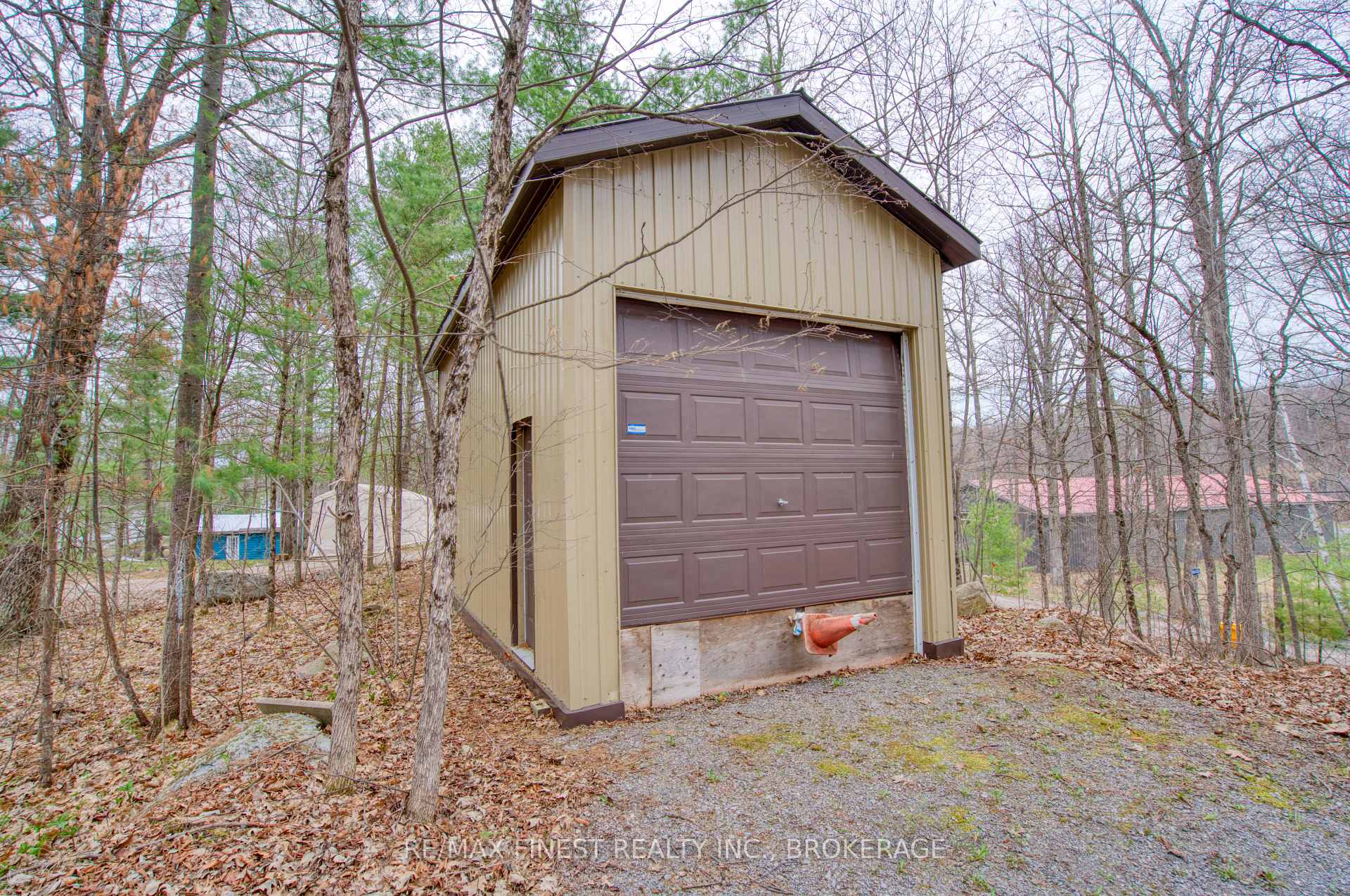 Photo 27 of 1046 Turner Way, Frontenac, Frontenac Centre — HOMEH