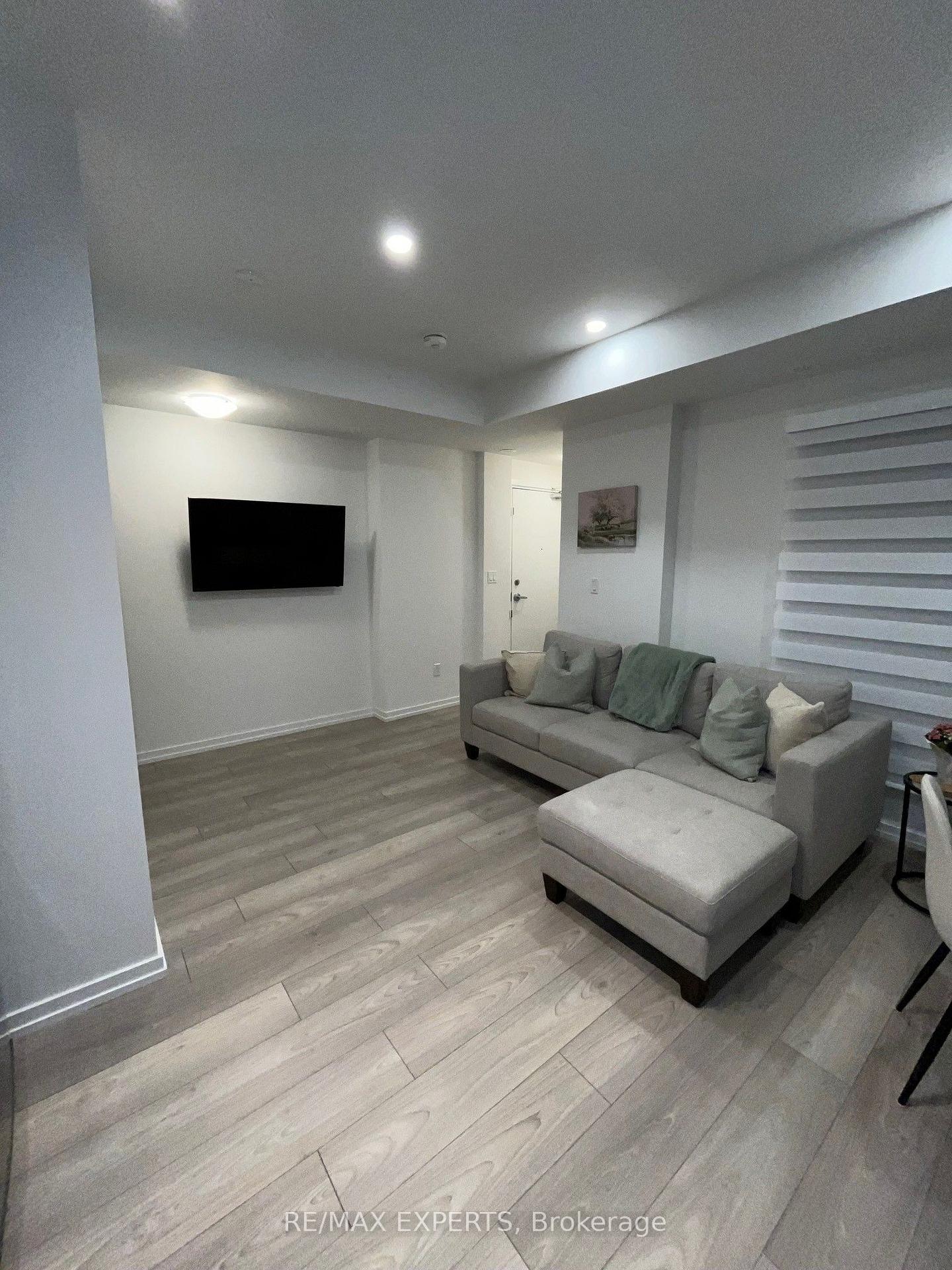 Photo 15 of Unit 27, 14 Lytham Green Circle, Newmarket, Glenway Estates — HOMEH