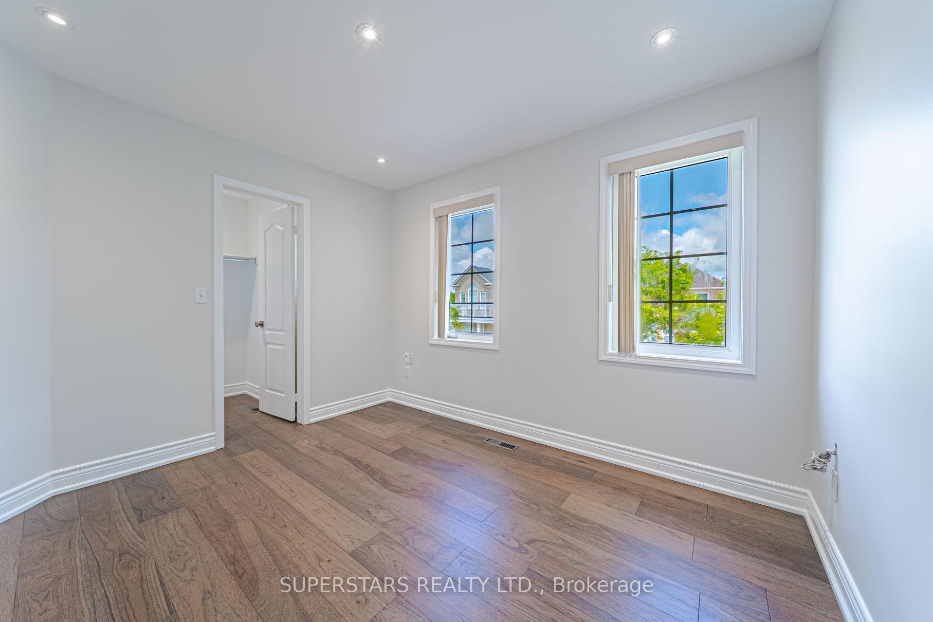 Photo 34 of 45 Tower Bridge Crescent, Markham, Berczy — HOMEH