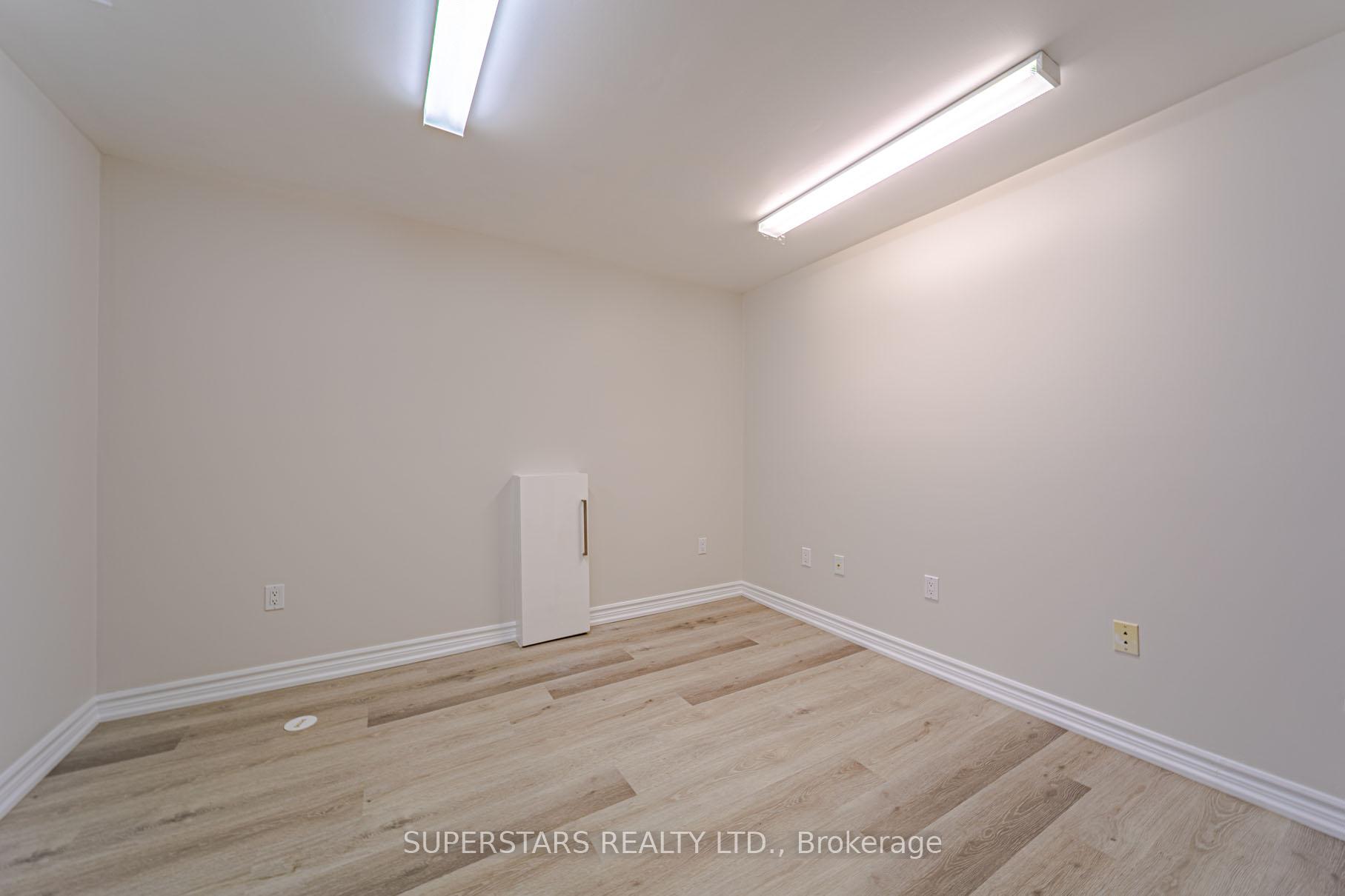 Photo 40 of 45 Tower Bridge Crescent, Markham, Berczy — HOMEH