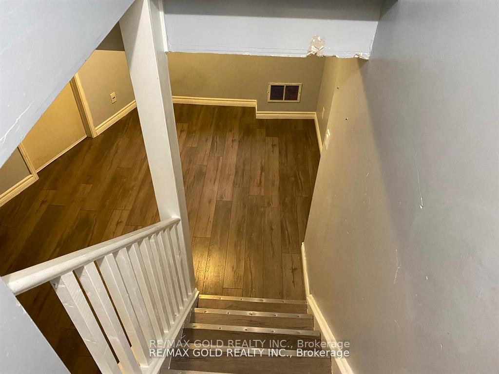 Photo 11 of Unit Bsmt, 27 Middlecote Drive, Ajax, Central — HOMEH