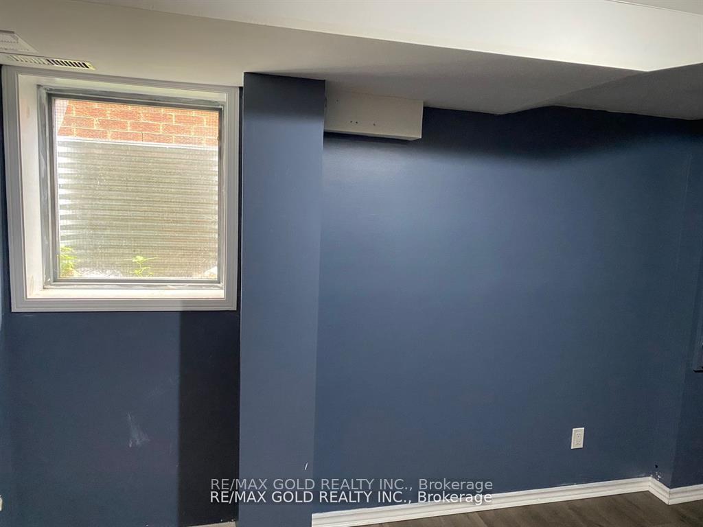 Photo 30 of Unit Bsmt, 27 Middlecote Drive, Ajax, Central — HOMEH