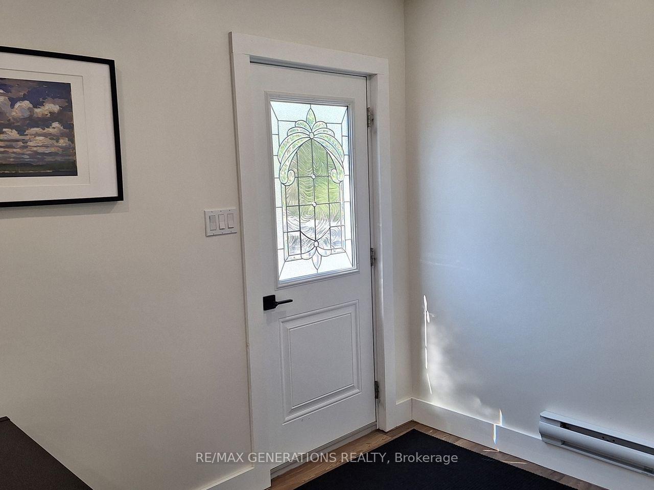 Photo 8 of 15 Ross Avenue, Marathon, TB-74 — HOMEH