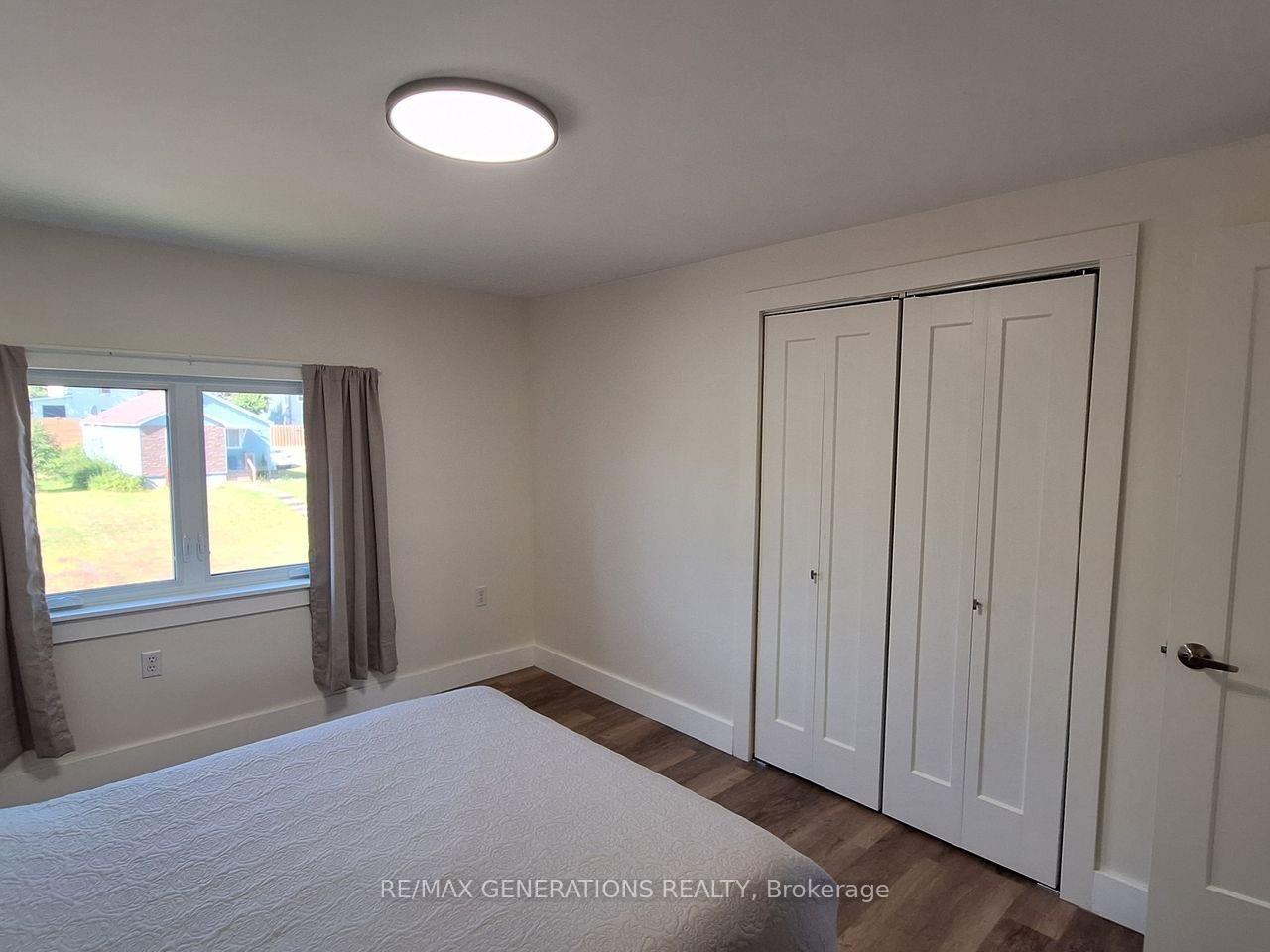 Photo 10 of 15 Ross Avenue, Marathon, TB-74 — HOMEH