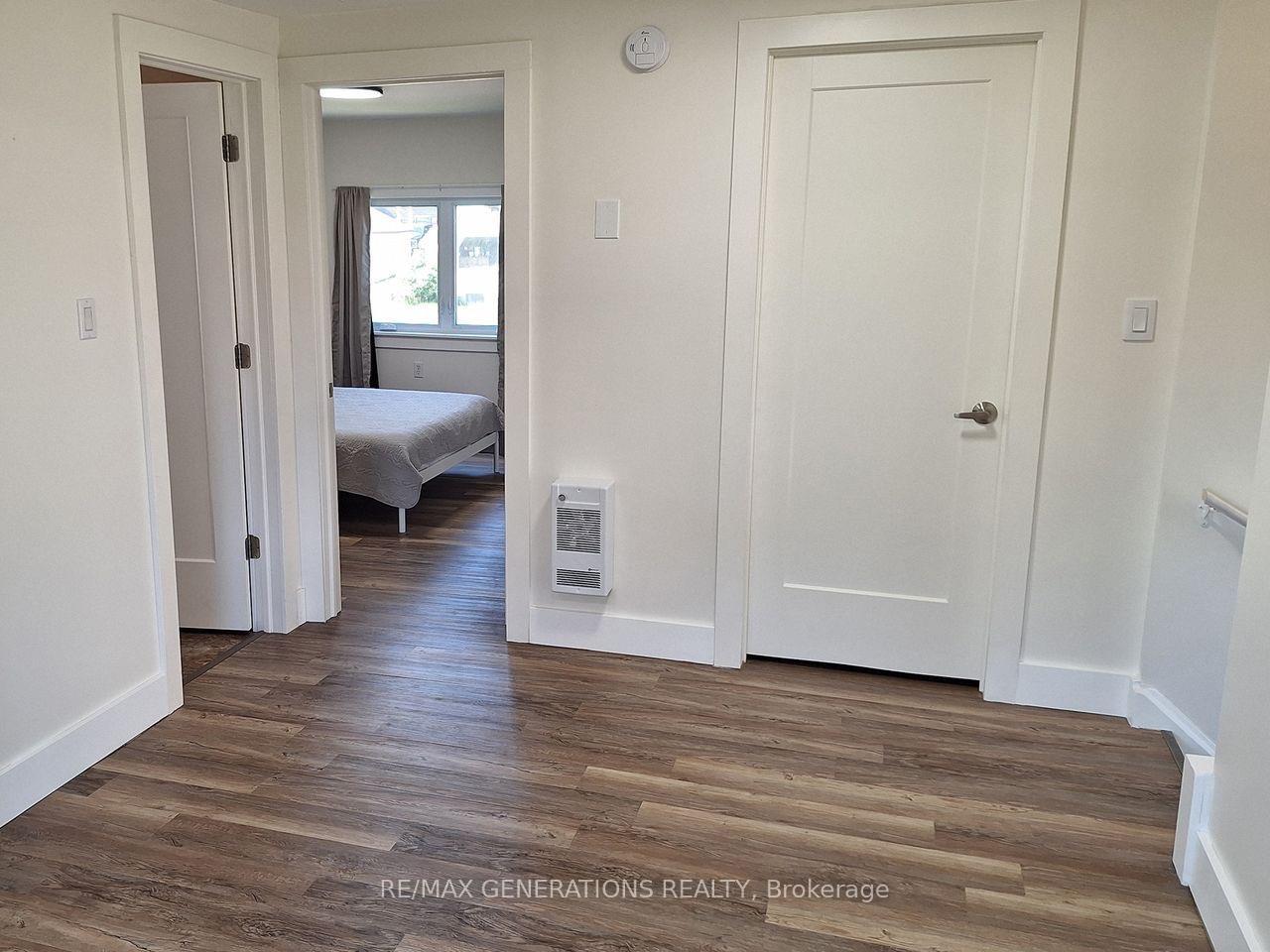 Photo 16 of 15 Ross Avenue, Marathon, TB-74 — HOMEH
