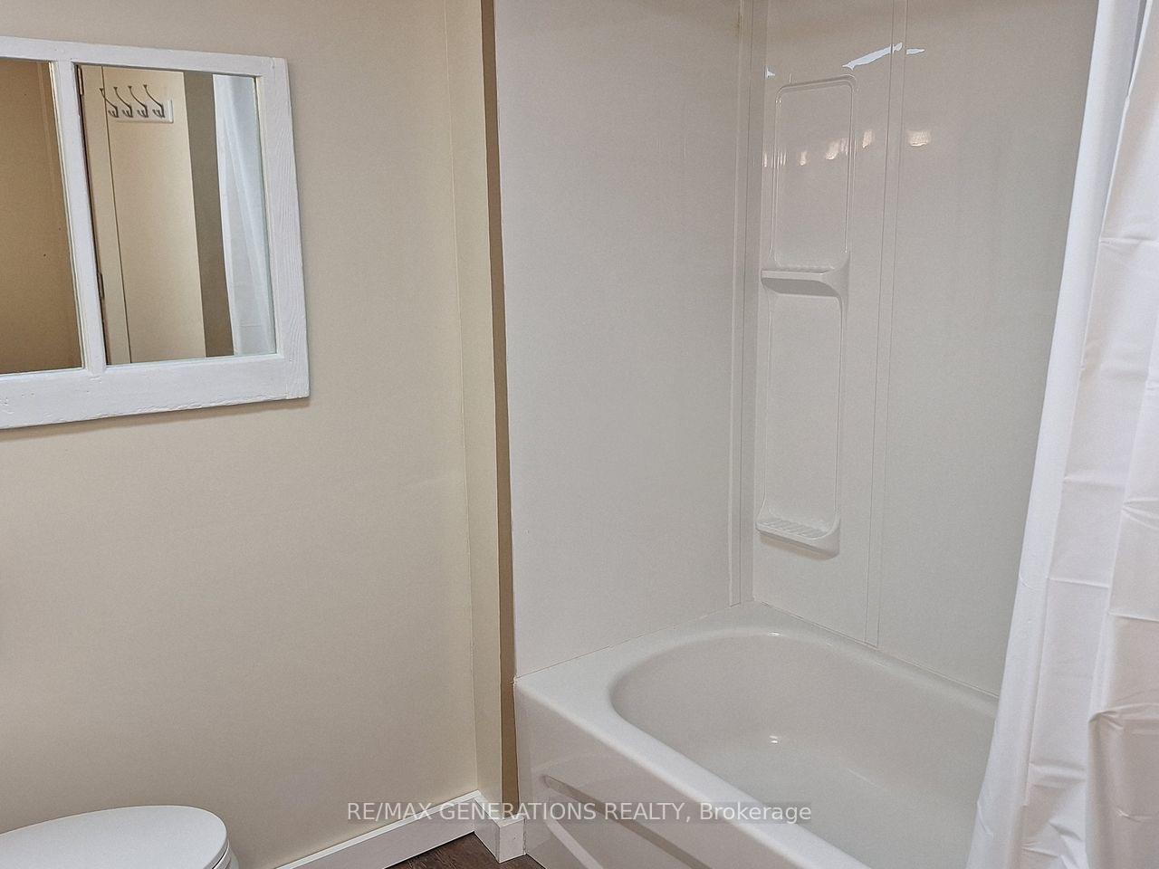 Photo 22 of 15 Ross Avenue, Marathon, TB-74 — HOMEH