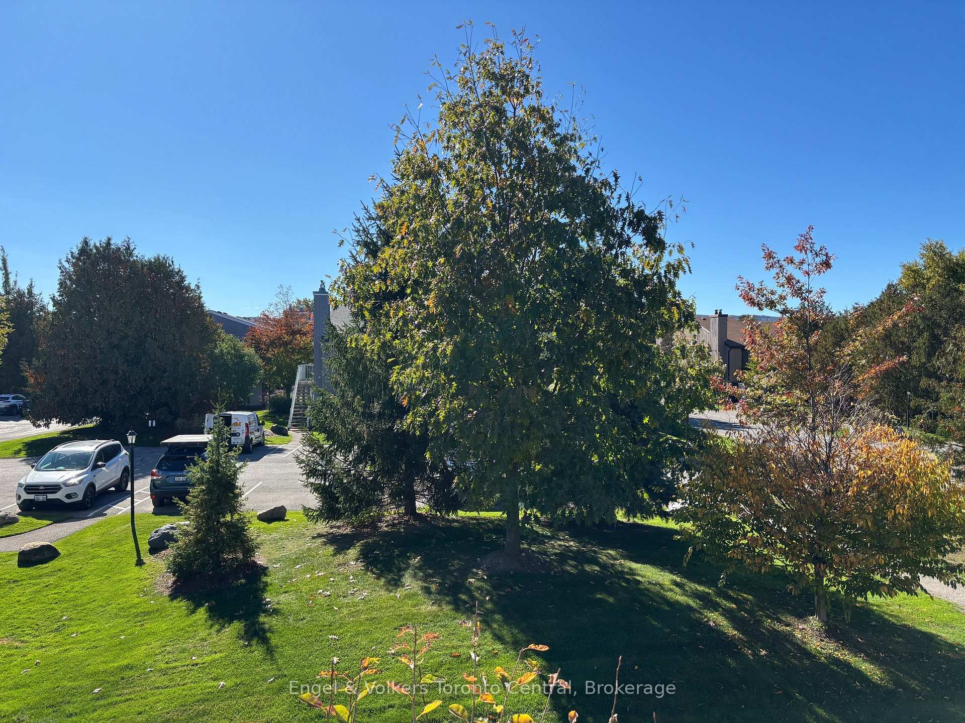 Photo 4 of Unit 93, 23 Dawson Drive, Collingwood — HOMEH