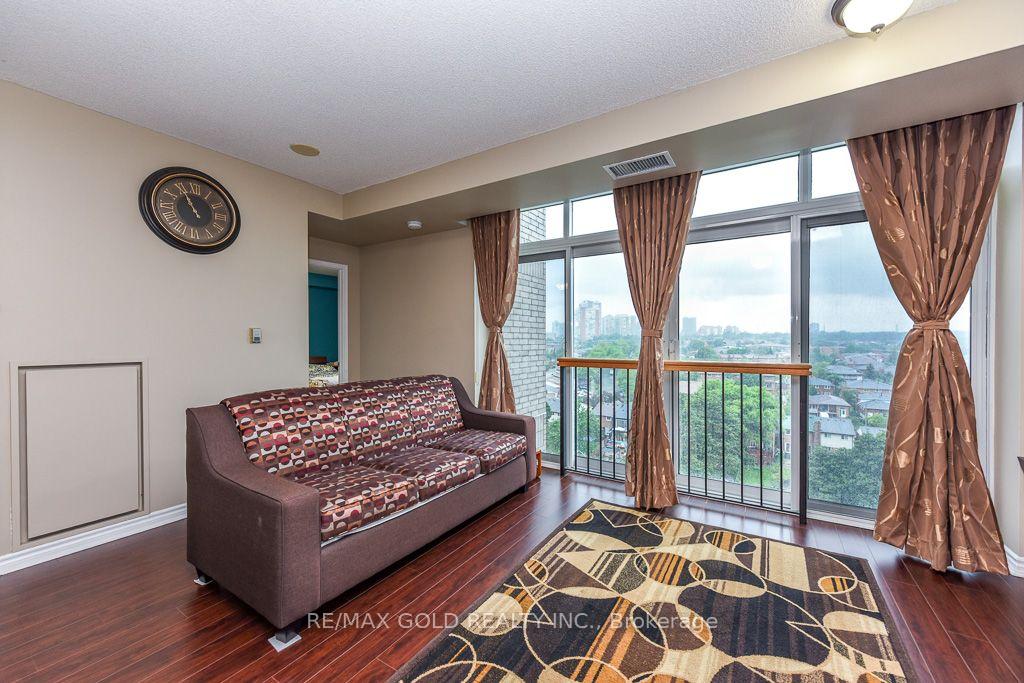 Photo 12 of Unit 1003, 200 Burnhamthorpe Road, Mississauga, City Centre — HOMEH