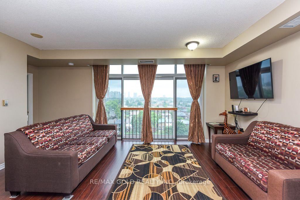 Photo 13 of Unit 1003, 200 Burnhamthorpe Road, Mississauga, City Centre — HOMEH