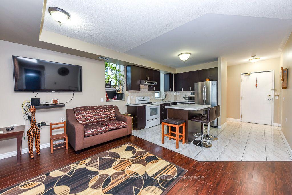Photo 17 of Unit 1003, 200 Burnhamthorpe Road, Mississauga, City Centre — HOMEH