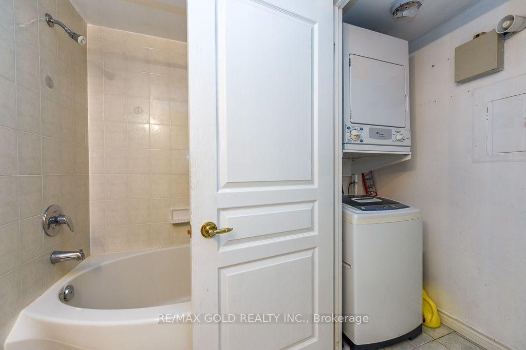 Photo 26 of Unit 1003, 200 Burnhamthorpe Road, Mississauga, City Centre — HOMEH